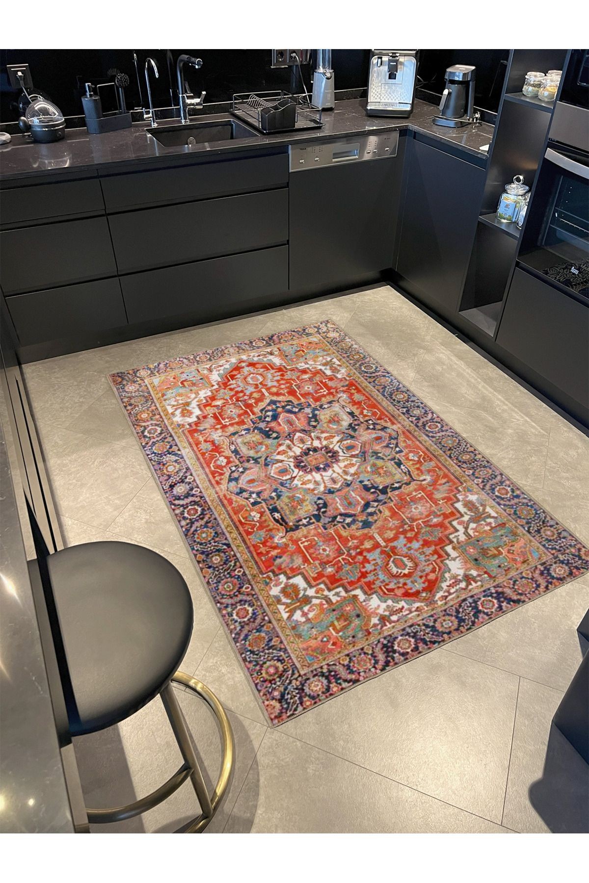 Kırmızı Temalı Geleneksel Motif Etnik Desenli Vintage Dekoratif Halı 3827