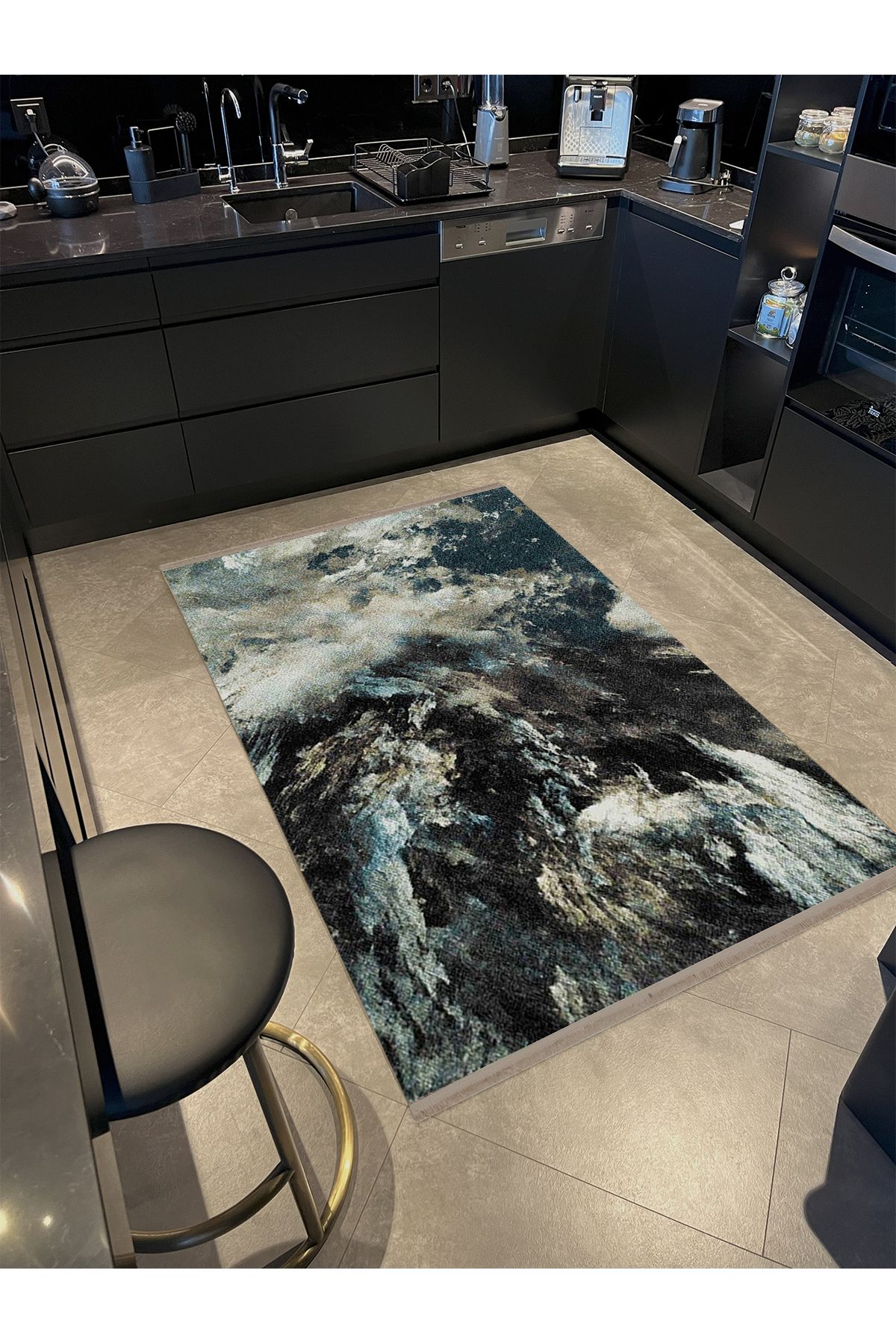 Güney Koleksiyonu Siyah Mavi Temalı Soyut Gökyüzü ve Bulutlar Desenli Modern Dekoratif Halı 20