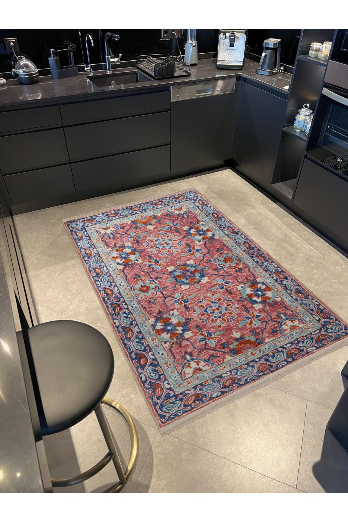 Mavi Pudra Temalı Çok Renkli Geleneksel Motif Çiçek Desenli Vintage Dekoratif Halı 2668