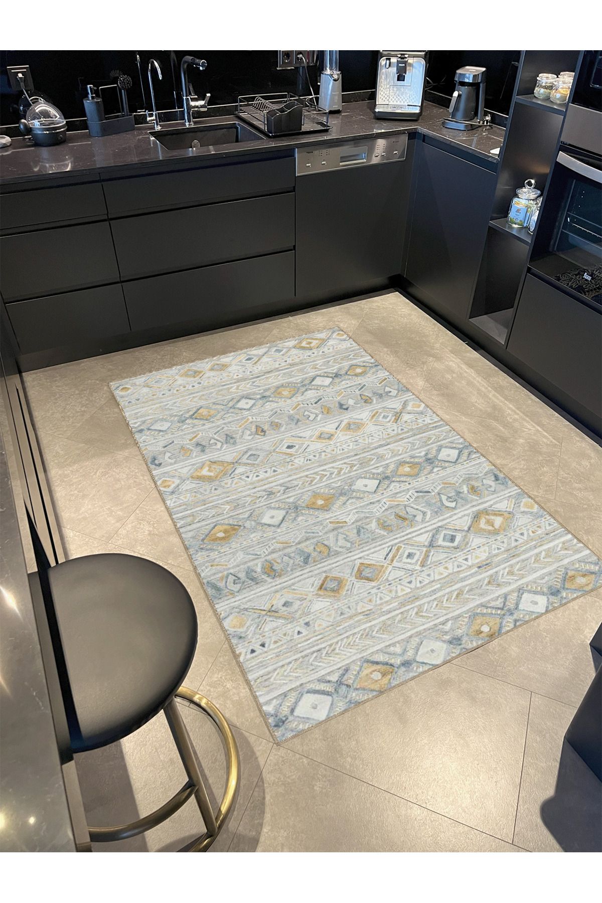 Gri Sarı Temalı Motifli Etnik Figür Desenli Vintage Dekoratif Halı 3975