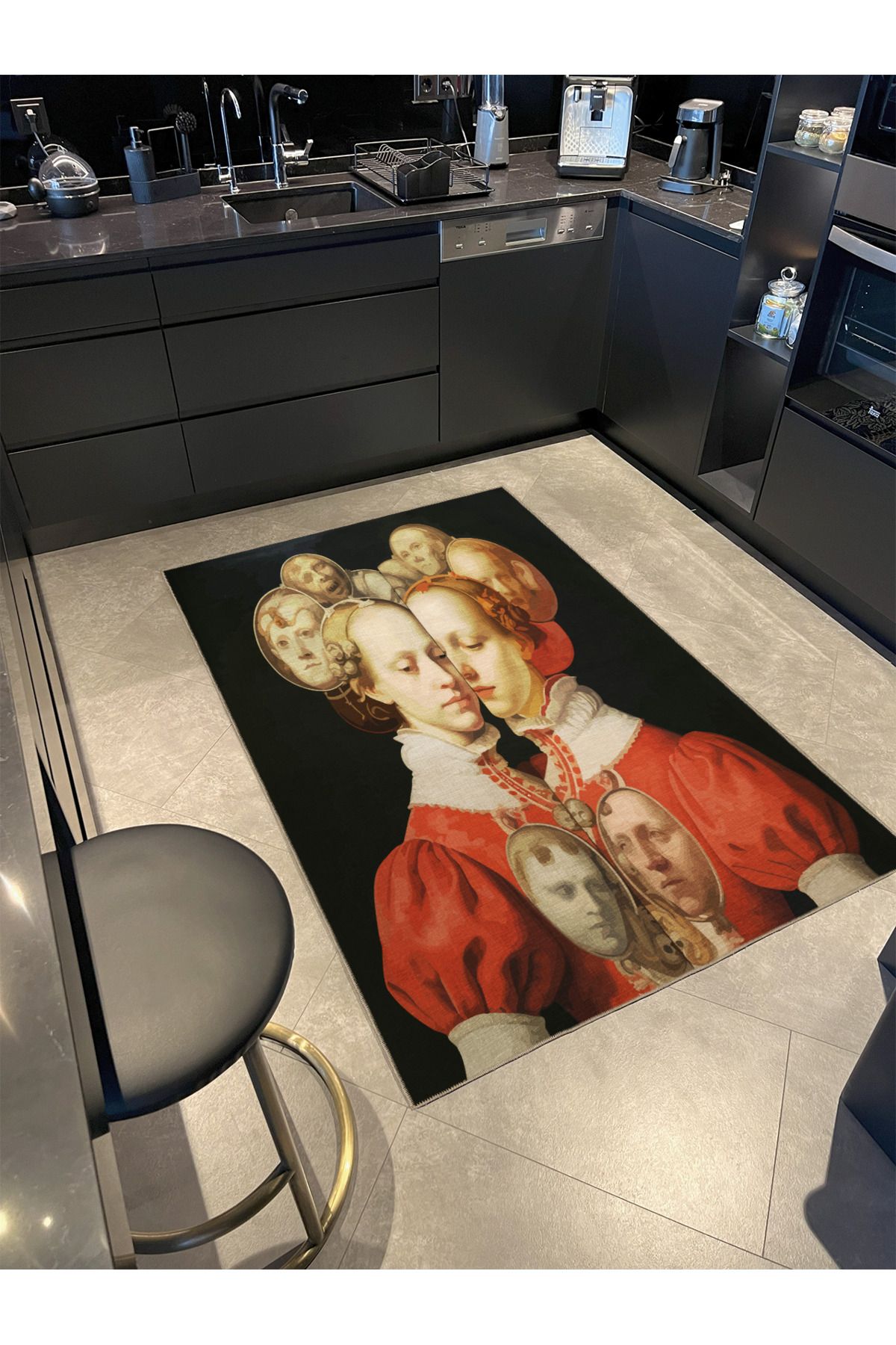 Siyah Temalı Sürrealist Tasarım Portre Desenli Modern Dekoratif Halı 3504