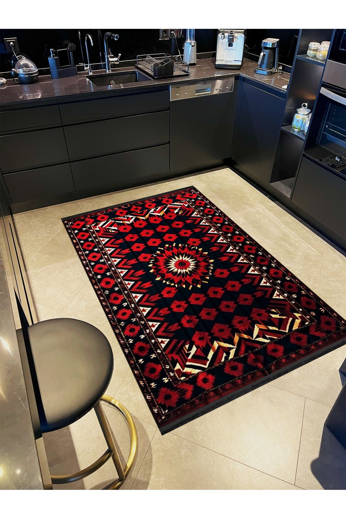Siyah Kırmızı Etnik Motif Detaylı Antik Tasarım Serisi Modern Dekoratif Halı antik178