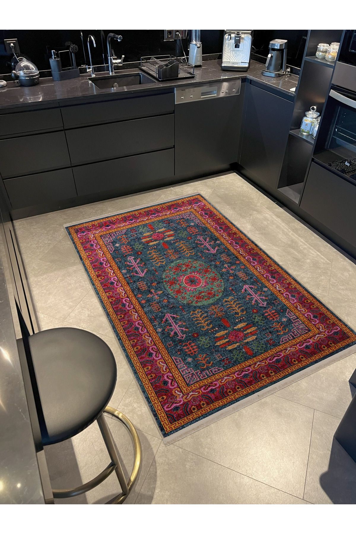 Yeşil Temalı Çok Renkli Geleneksel Motif Desenli Kreatif Vintage Dekoratif Halı 2768