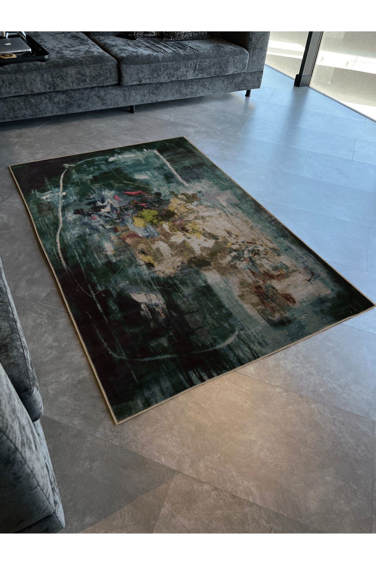 Yeşil Temalı Çok Renkli Soyut Desenli Modern Dekoratif Halı 2975