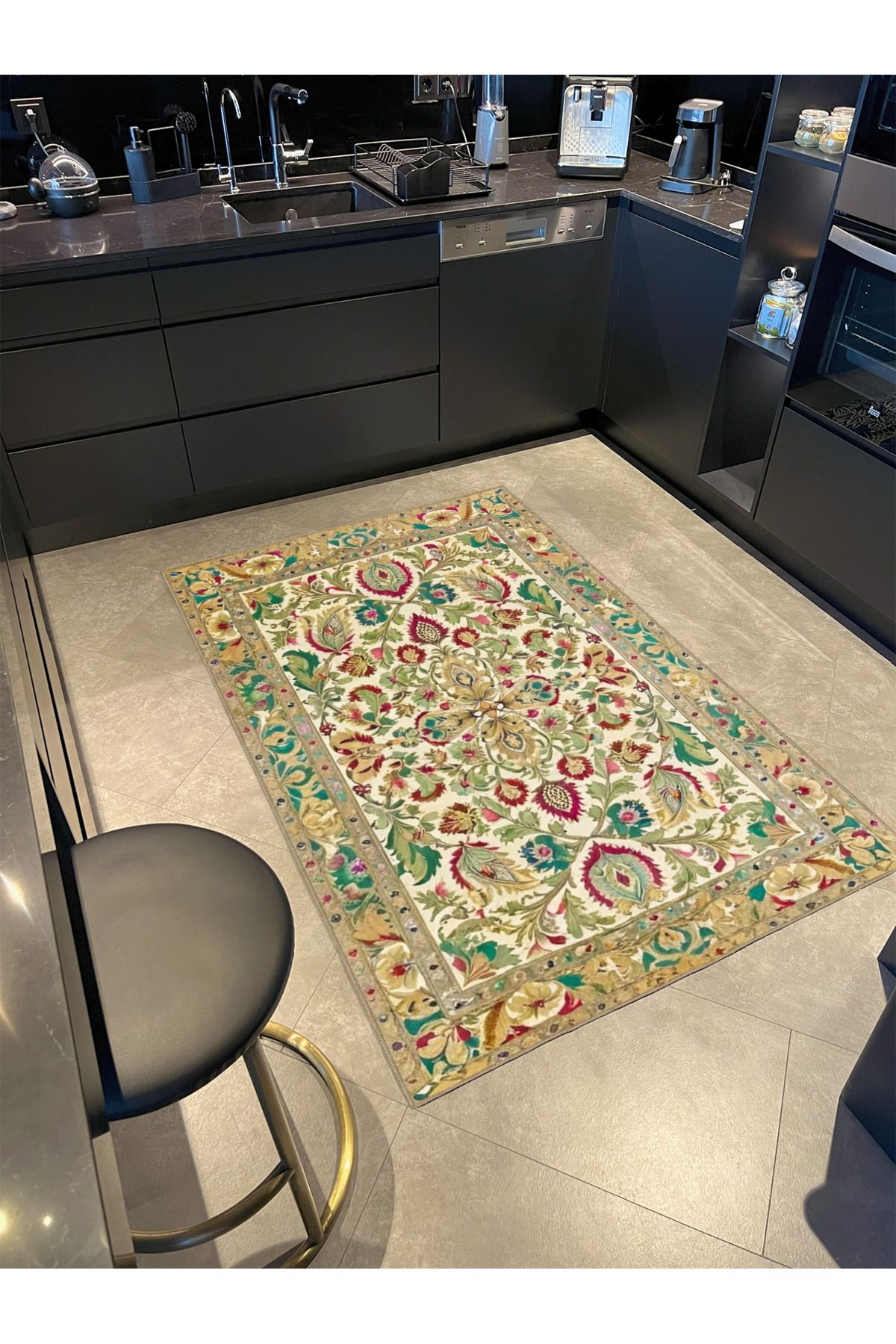 Paris Koleksiyonu Bej Yeşil Temalı Geleneksel Motif ve Çiçek Desenli Vintage Dekoratif Halı 116