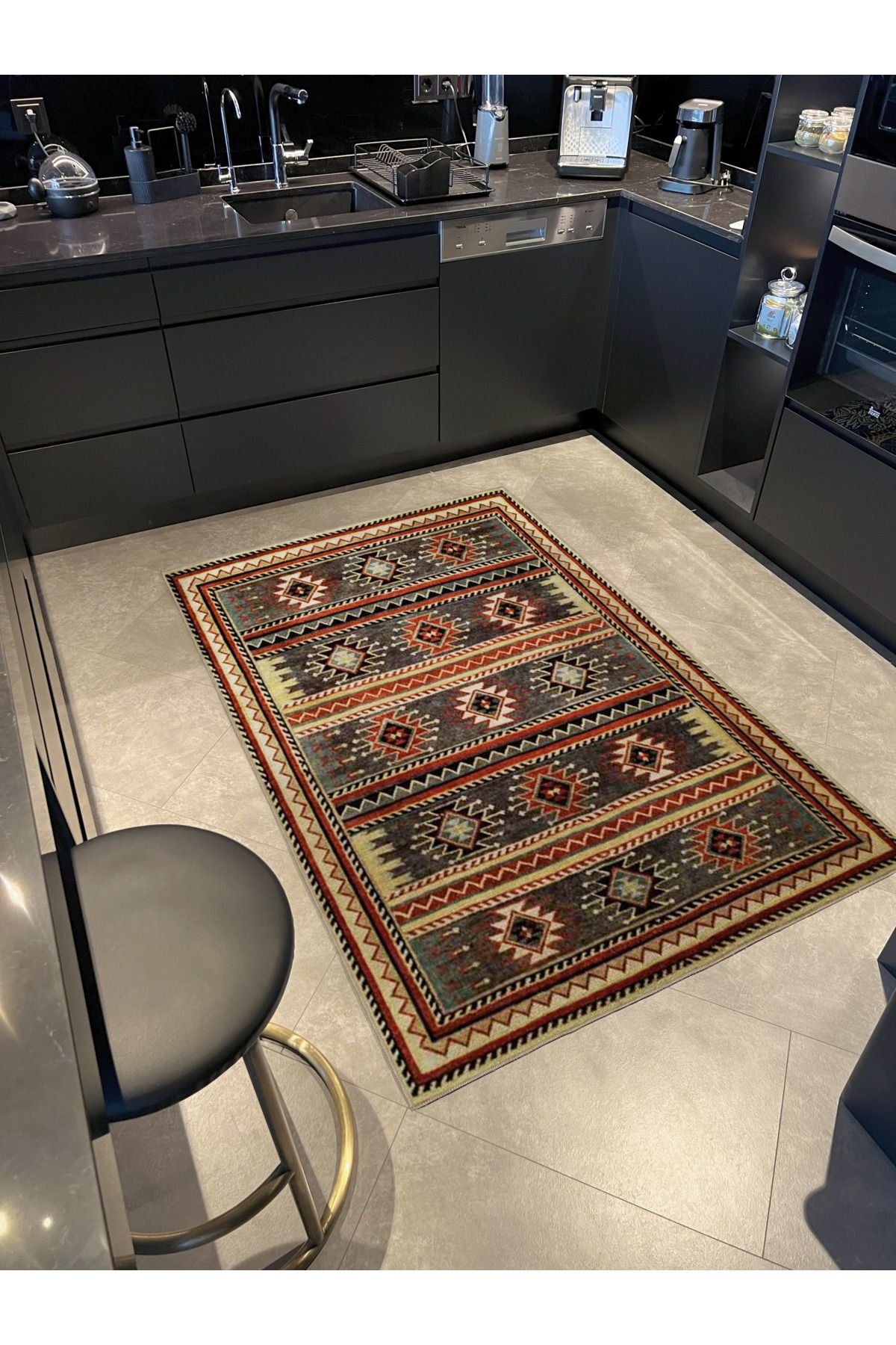 Koyu Ton Çok Renkli Motifli Etnik Desenli Vintage Dekoratif Halı 3289