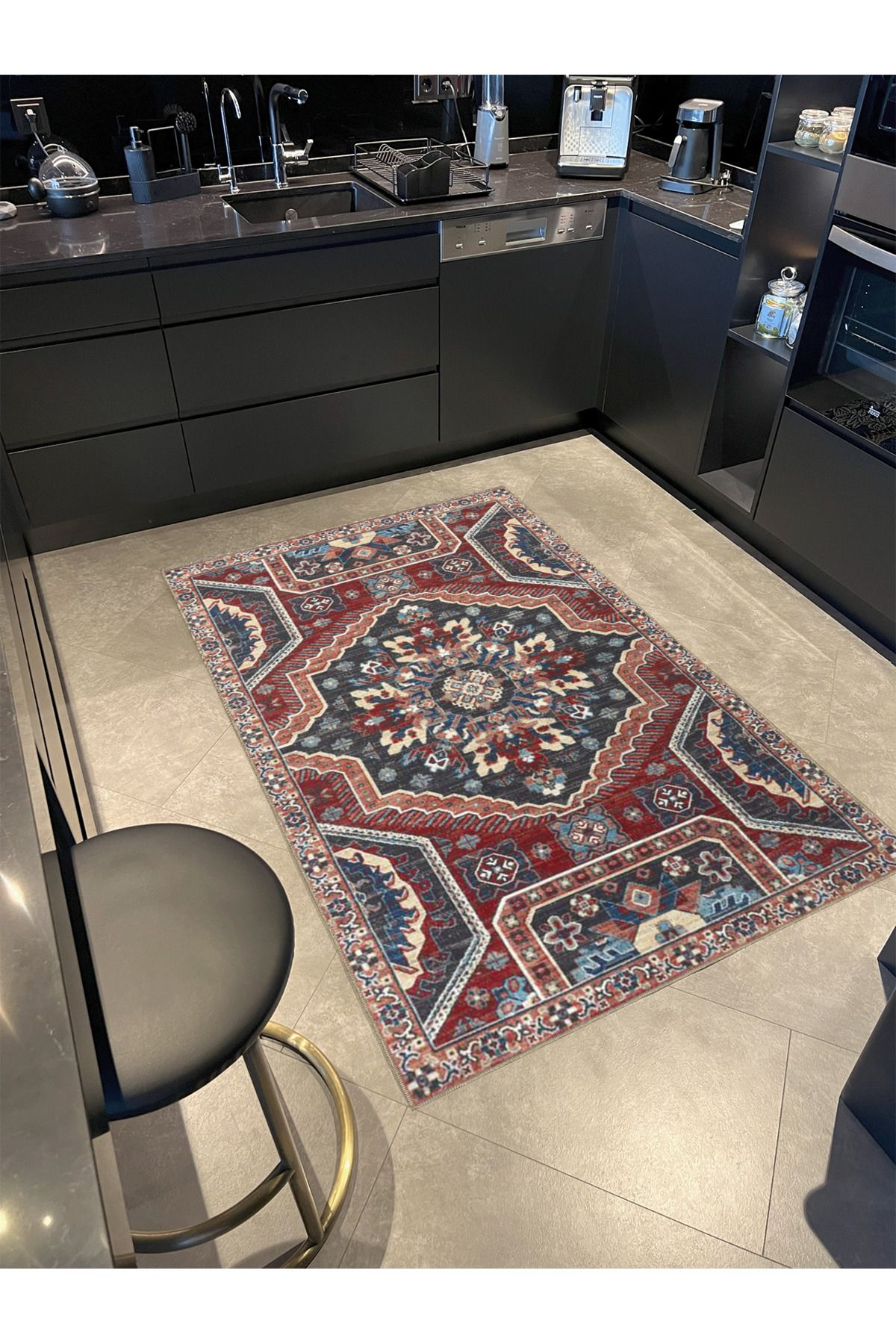 Bordo Gri Temalı Geleneksel Motif Etnik Desenli Vintage Dekoratif Halı 3865