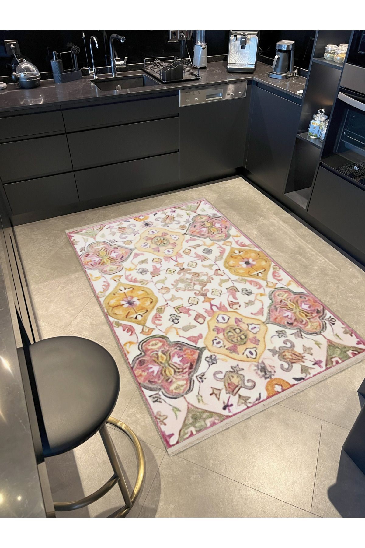 Pembe Bej Temalı Geleneksel Motif Desenli Vintage Dekoratif Halı 1937