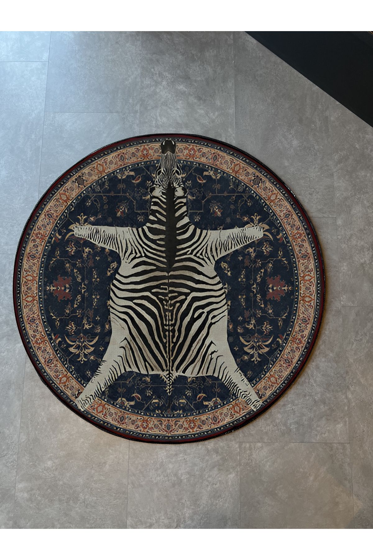 Yuvarlak Lacivert Etnik Zebra Desenli Dokuma Taban Dekoratif Halı