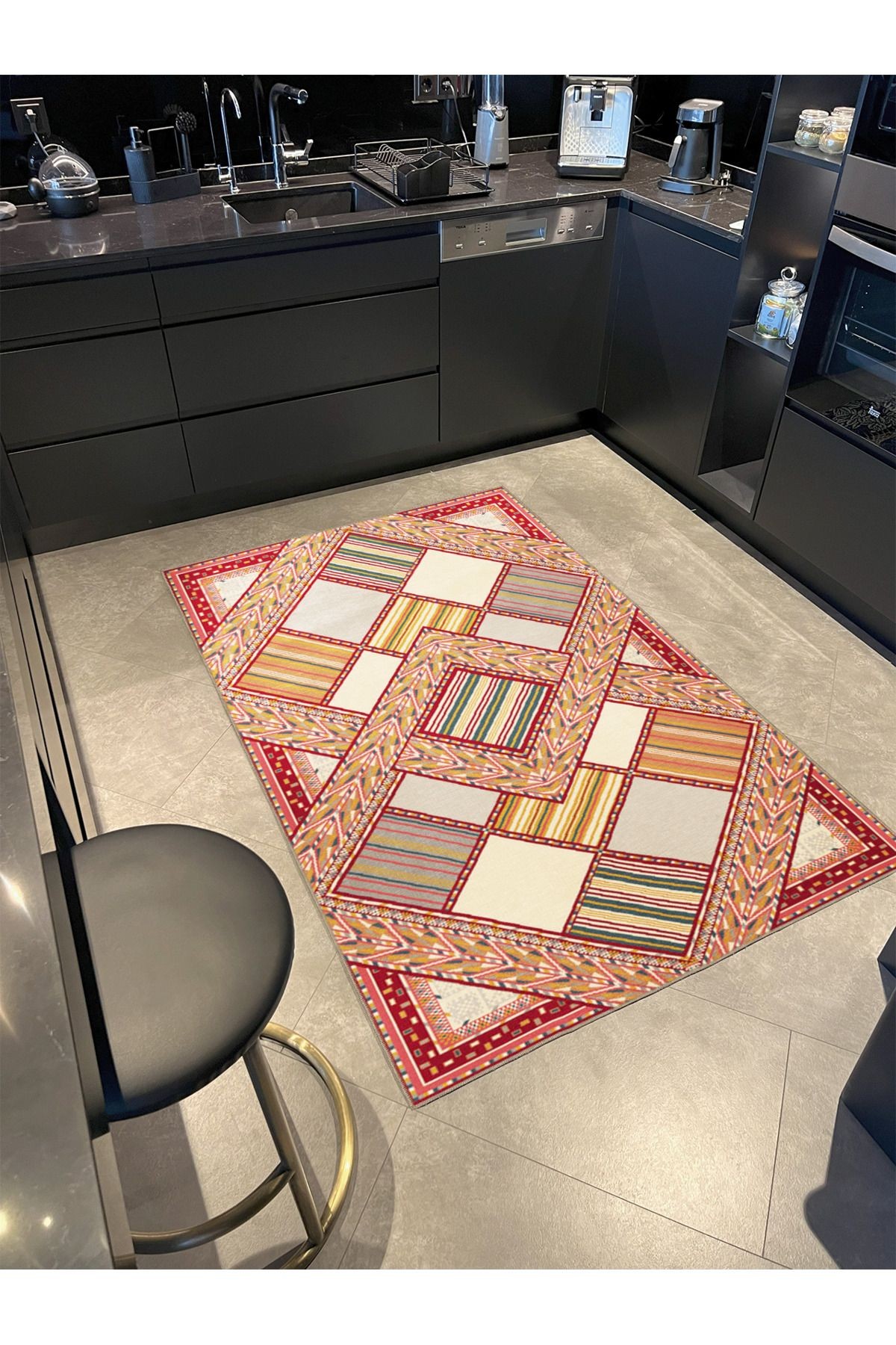 Bej Turuncu Temalı Çiçek Geometrik Desenli Vintage Dekoratif Halı 3425