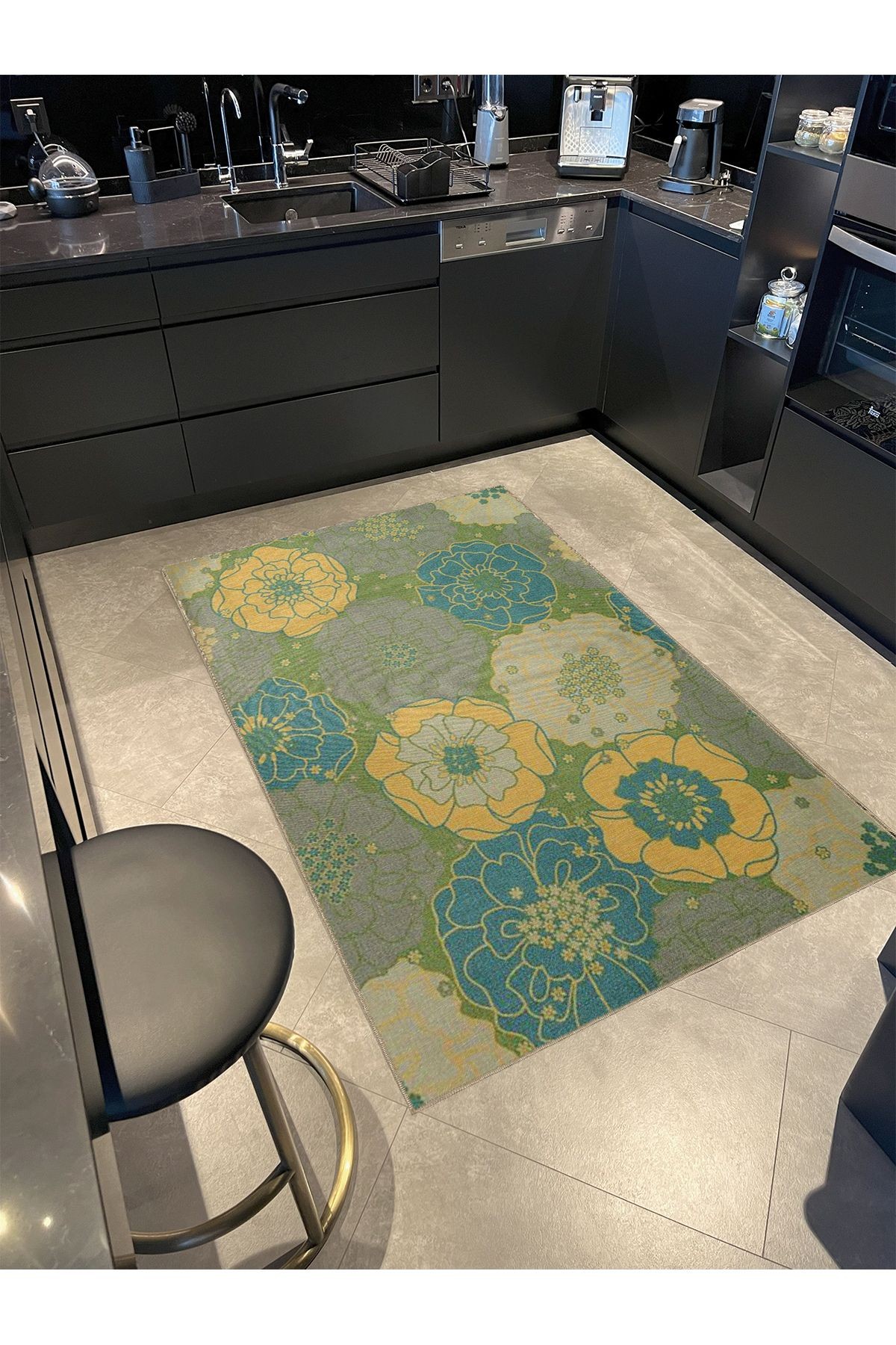Pastel Tema Çok Renkli Karma Floral Çiçek Desenli Modern Dekoratif Halı 5344