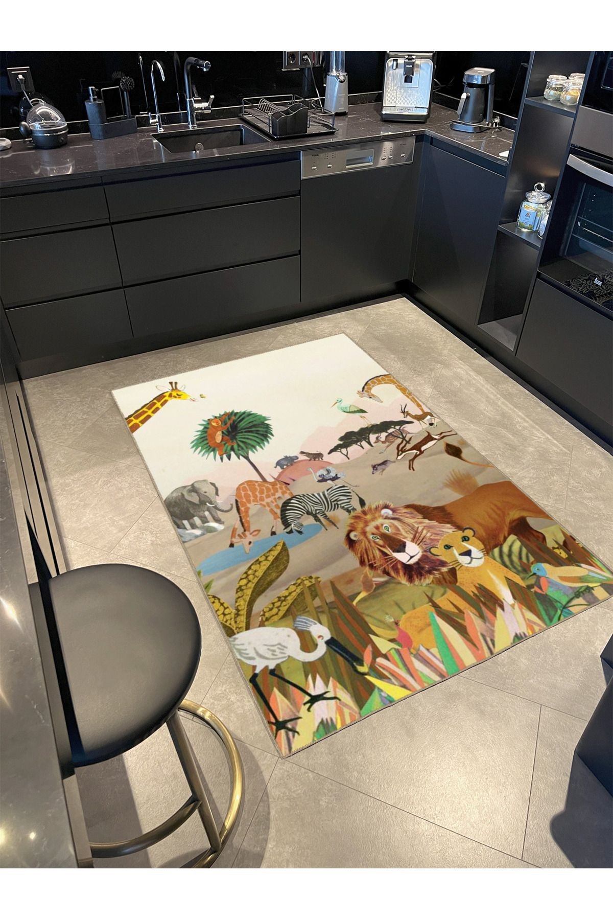 Vahşi Orman Temalı Aslan Zürafa ve Zebra Desenli Modern Dekoratif Halı 3552