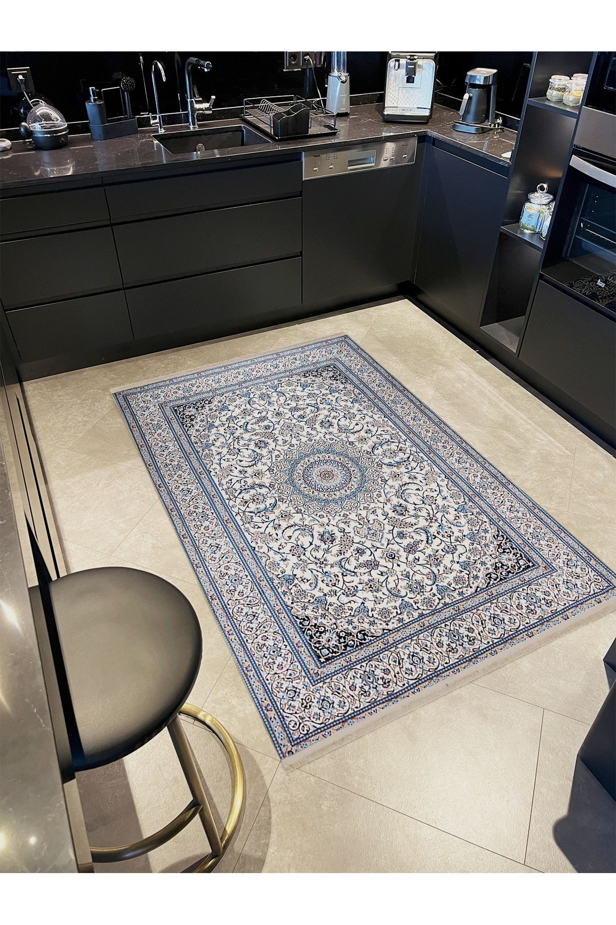 Güney Koleksiyonu Mavi Gri Tonlar Geleneksel Motif ve Çiçek Desenli Vintage Dekoratif Halı 24
