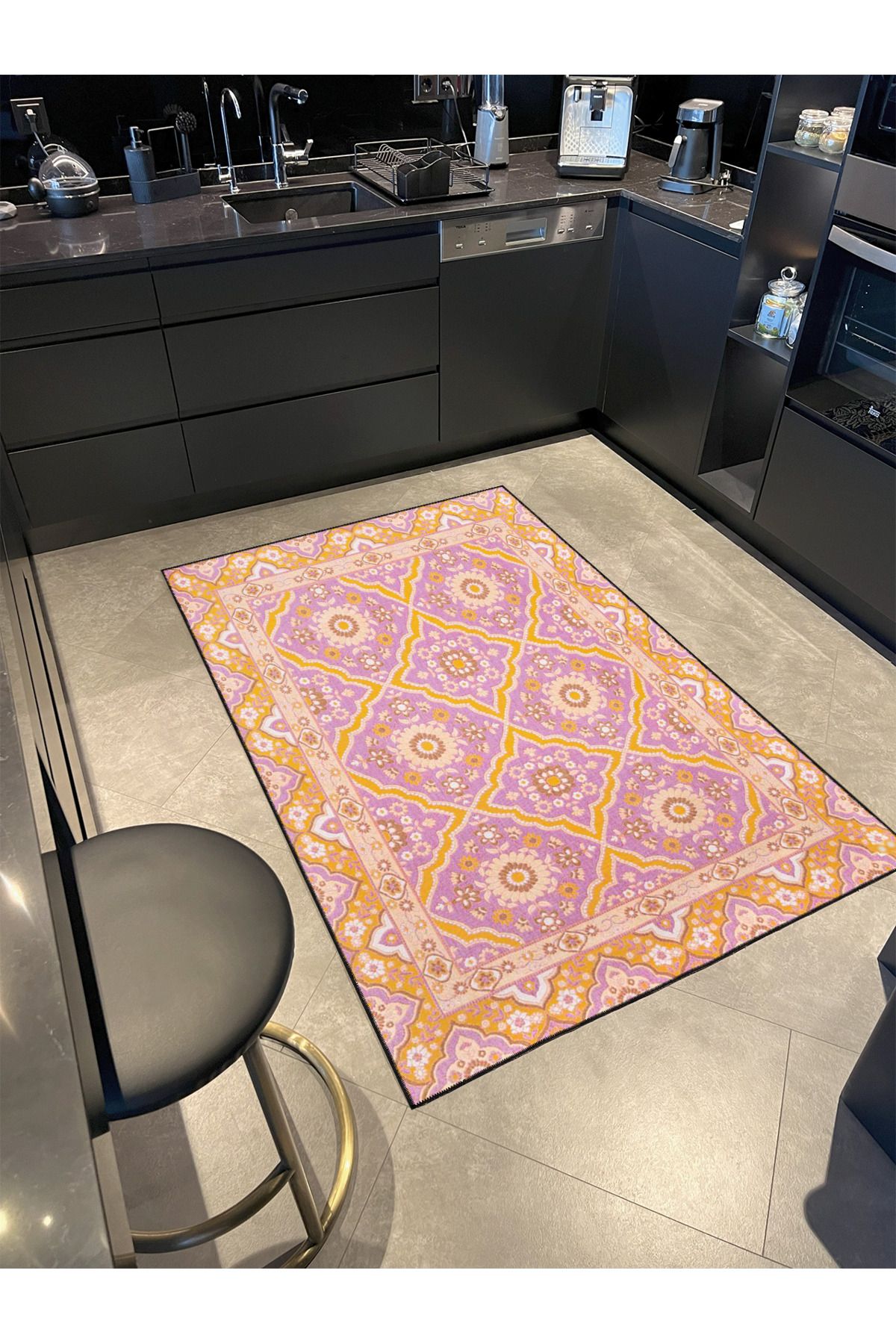 Pembe Baklavalı Geometrik Modern Dekoratif Halı miravip217