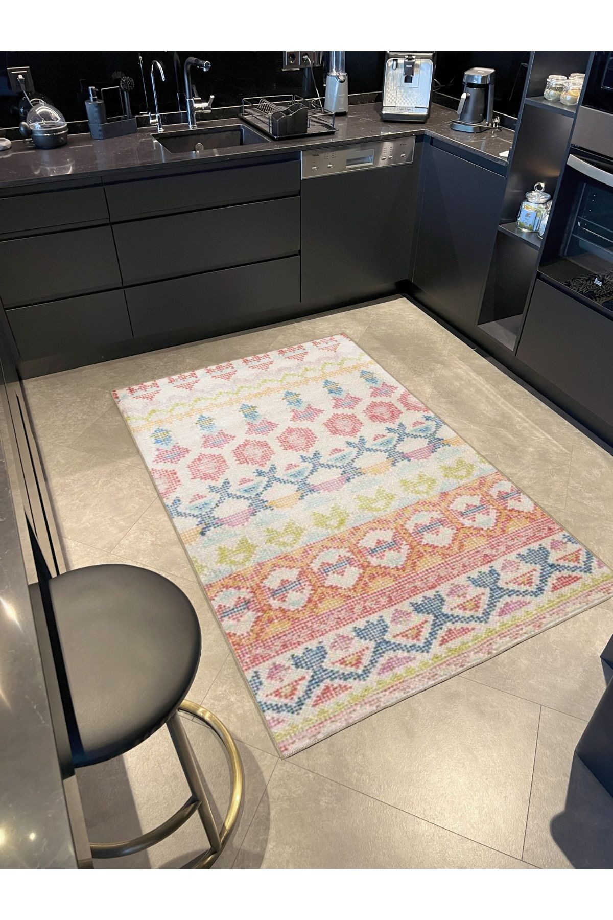 Çok Renkli Karma Geometrik Şekil Desenli Modern Dekoratif Halı 3301
