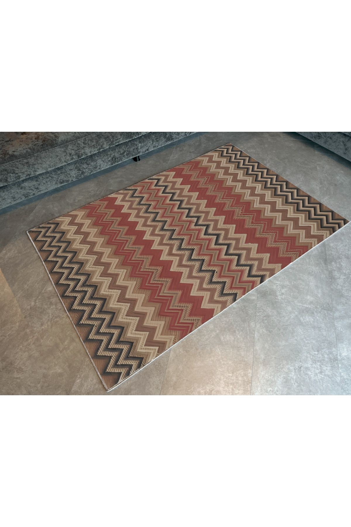 Koyu Tema Çok Renkli Zikzak Geometrik Desenli Modern Dekoratif Halı 1654