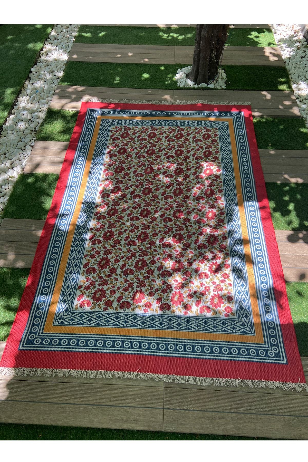 Bahama Çok Renkli Otantik Kırmızı Çerçeveli Çiçekli Kilim 304