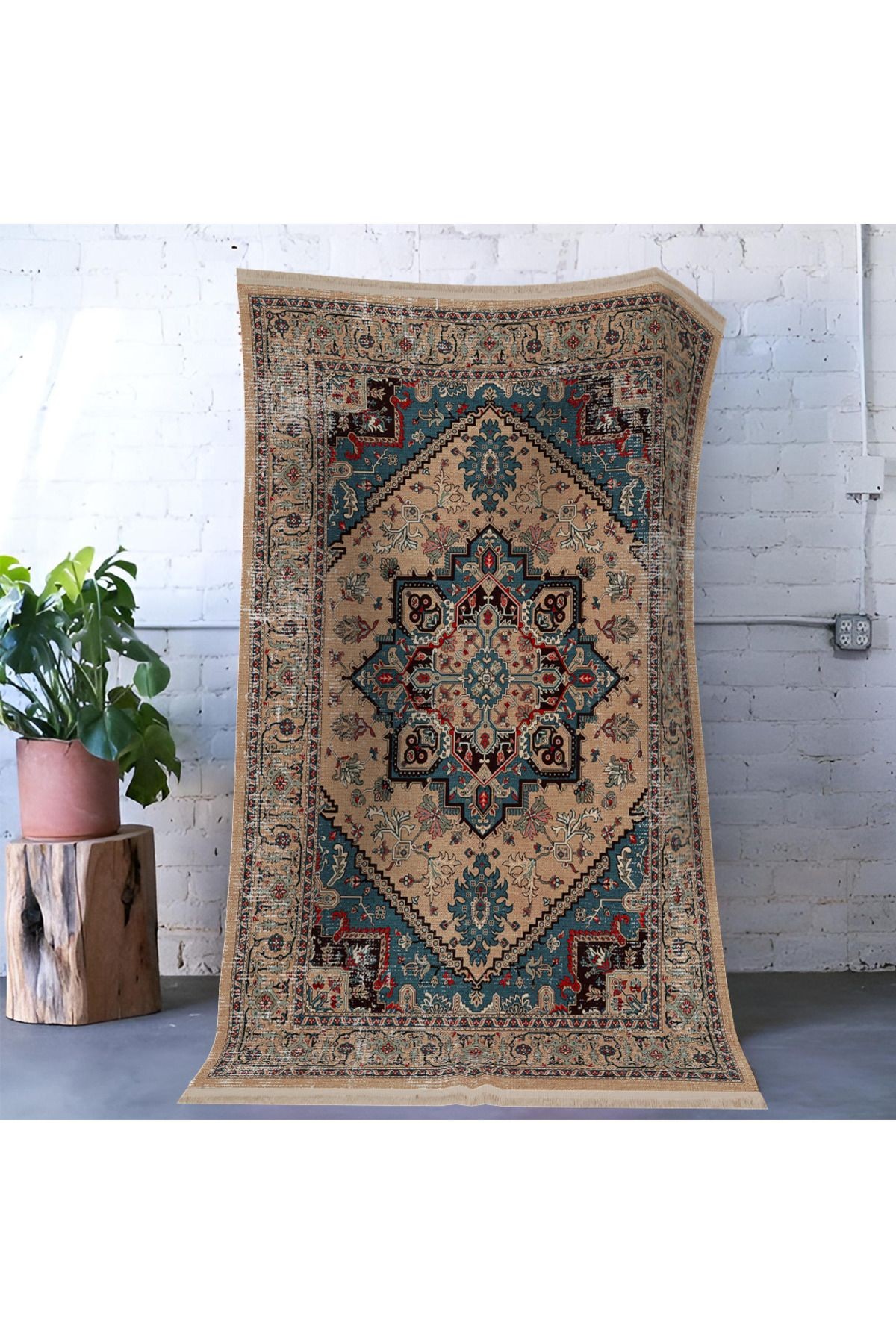 Mira Bej Mavi Temalı Çok Renkli Geleneksel Motif Etnik Desenli Vintage Dekoratif Halı Mira 1602