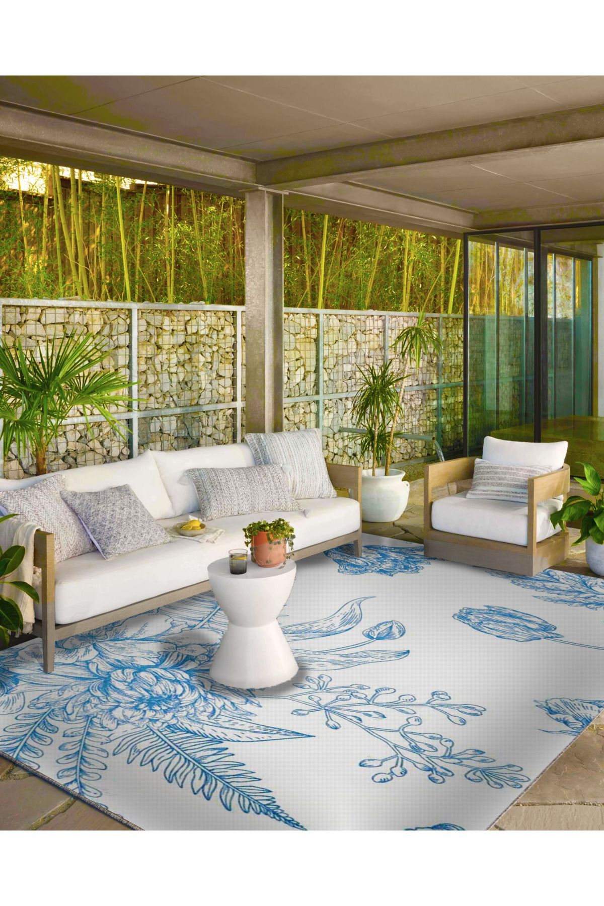 Beyaz Temalı Mavi Çiçekli Çizgili Desenli Dokuma Taban Halı ve Yıkanabilir Halı miravip9922