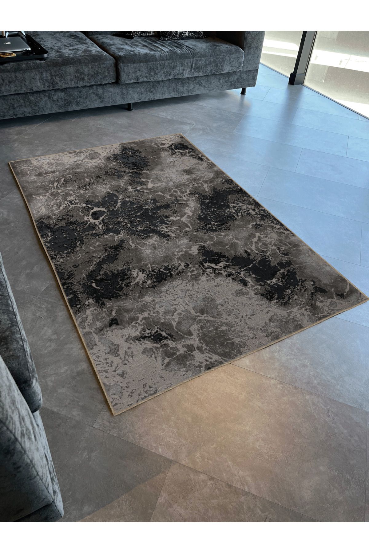 Gri Temalı Abstract Soyut Desenli Kreatif Modern Dekoratif Halı 2986