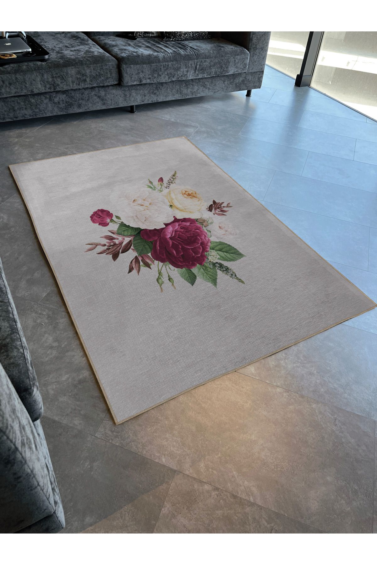 Bej Temalı Yaprak ve Mor Gül Desenli Kreatif Modern Dekoratif Halı 2859