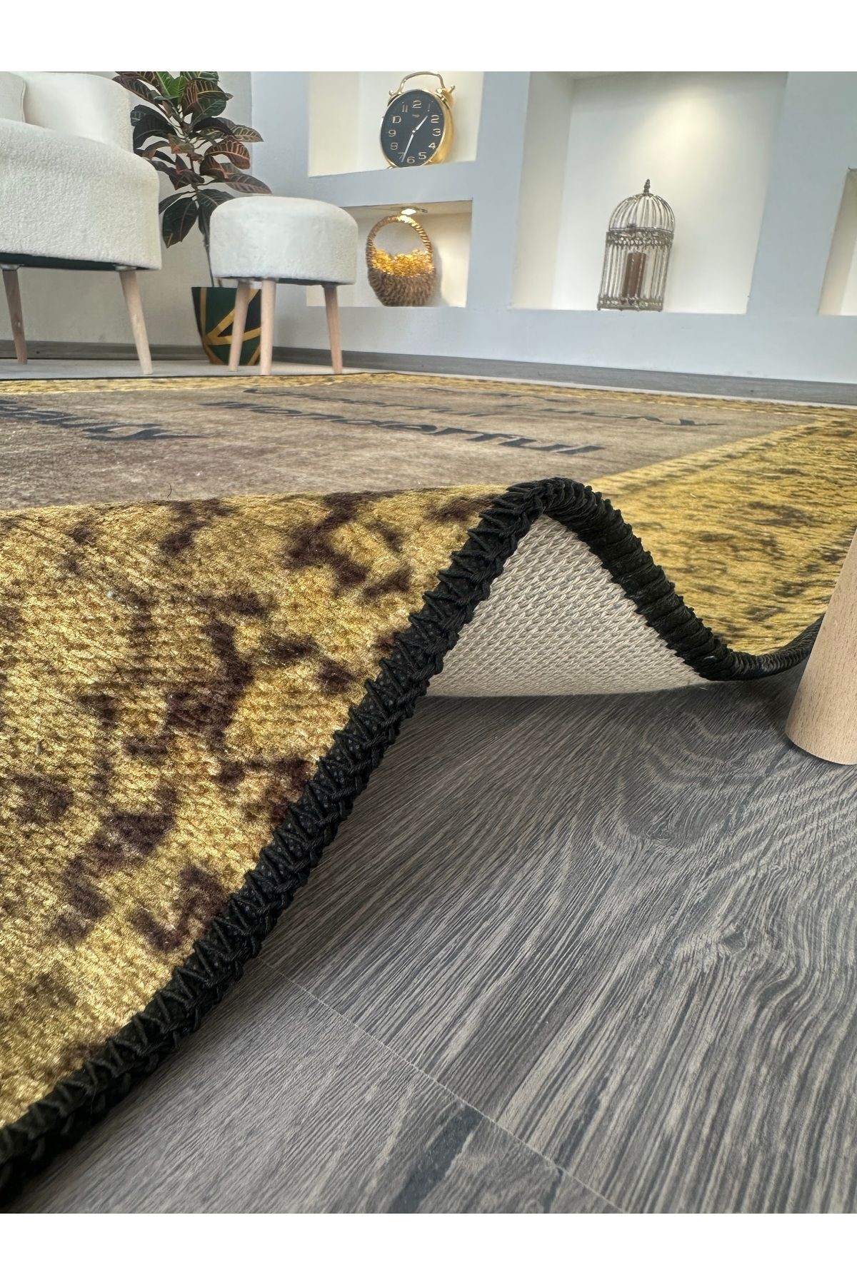 Opal Eskitme Görünümlü Yazı Detaylı Dokuma Taban Modern Dekoratif Halı opal13