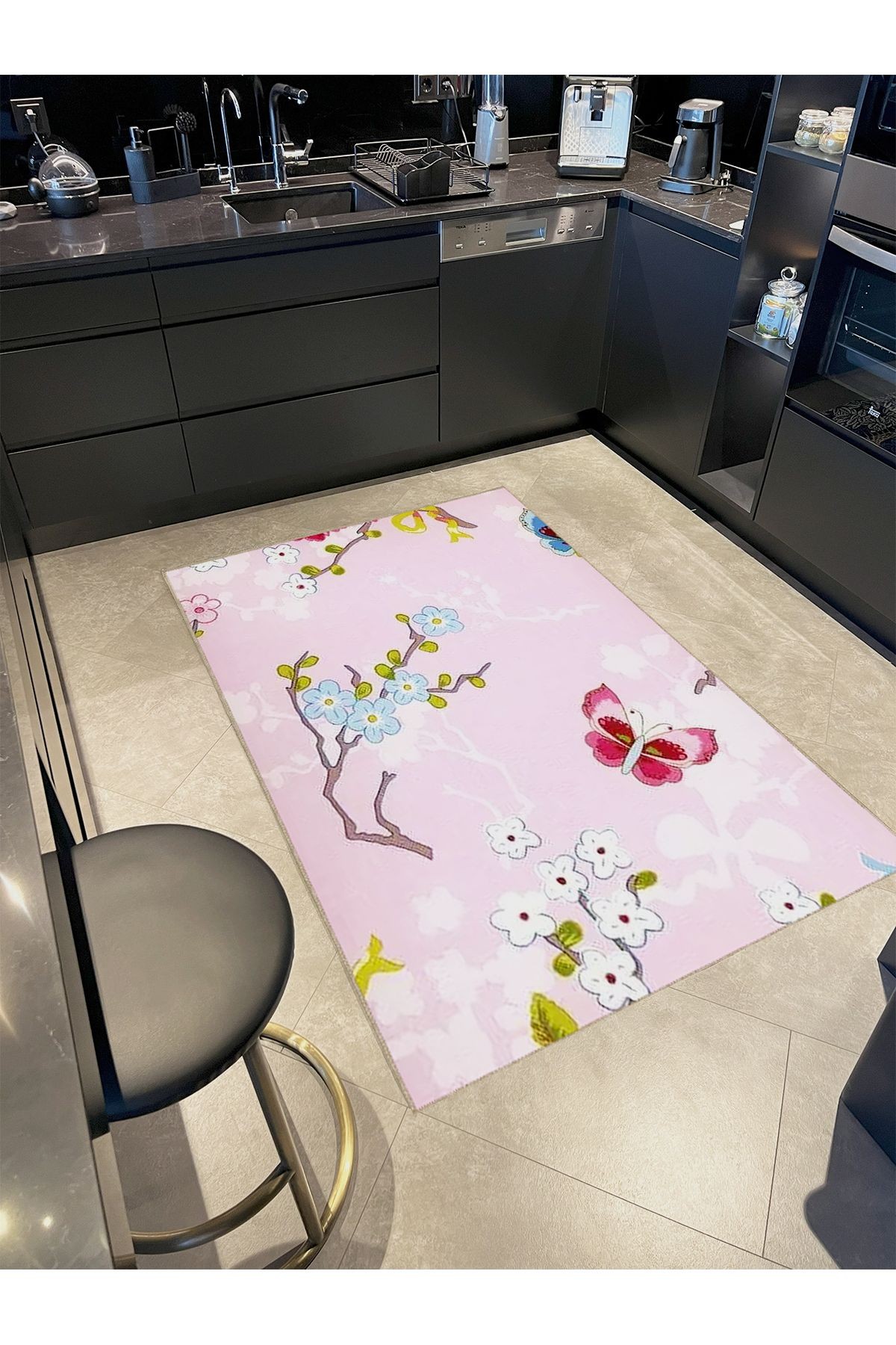 Seda Koleksiyonu Pembe Temalı Kelebek ve Çiçek Detaylı Dokuma Taban Modern Dekoratif Halı seda10