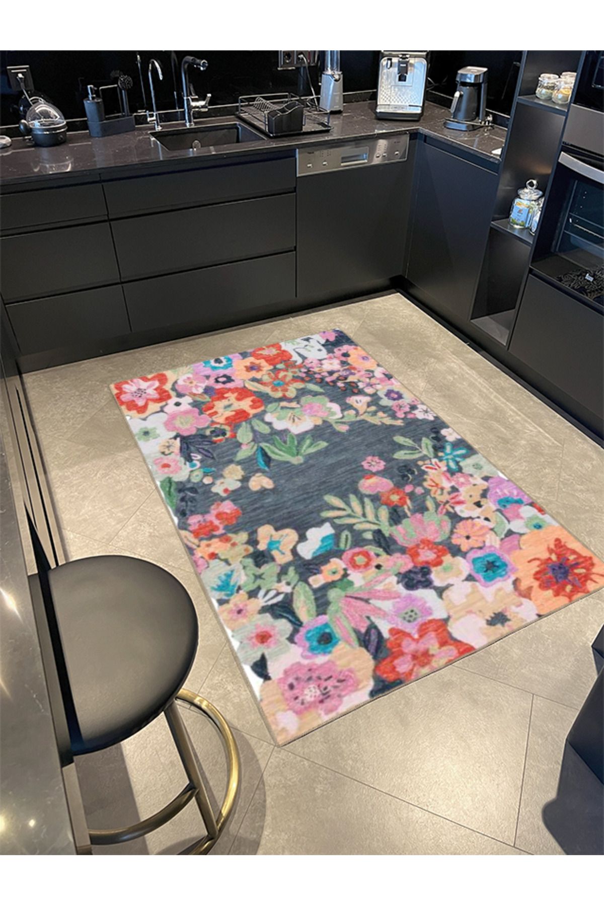Gri Tonlarda Sarmaşık Çiçekli Pastel Boyalı Dokuma Taban Yıkanabilir Halı miravip8339