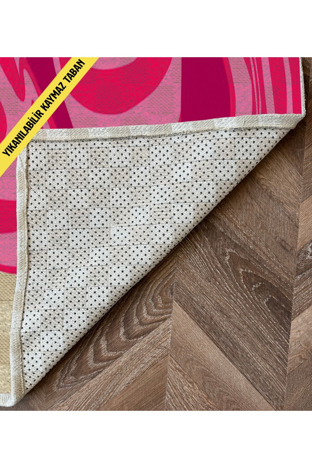Pembe Temalı Kadın Manken Desenli Modern Dekoratif Banyo Paspası 90×60