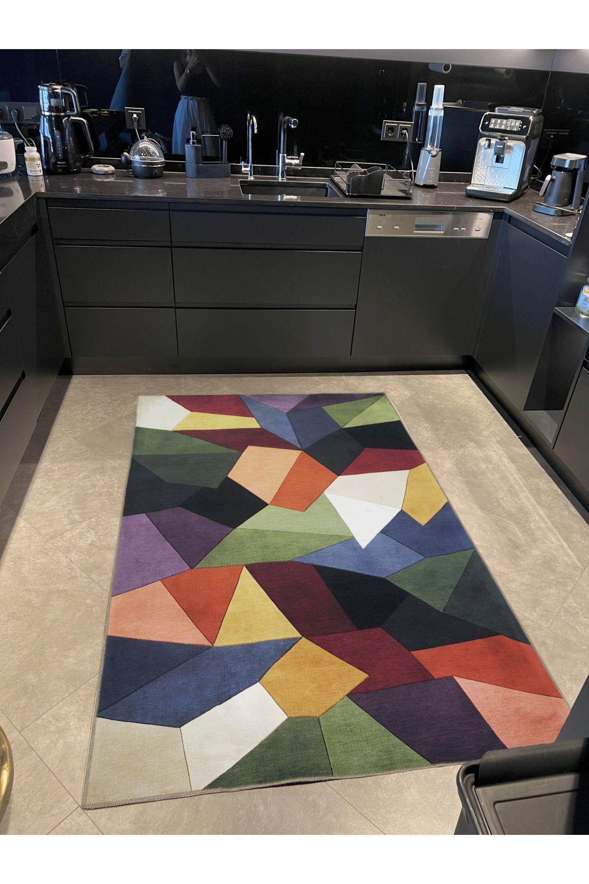 Koyu Ton Çok Renkli Karma Geometrik Şekil Desenli Modern Dekoratif Halı 1993