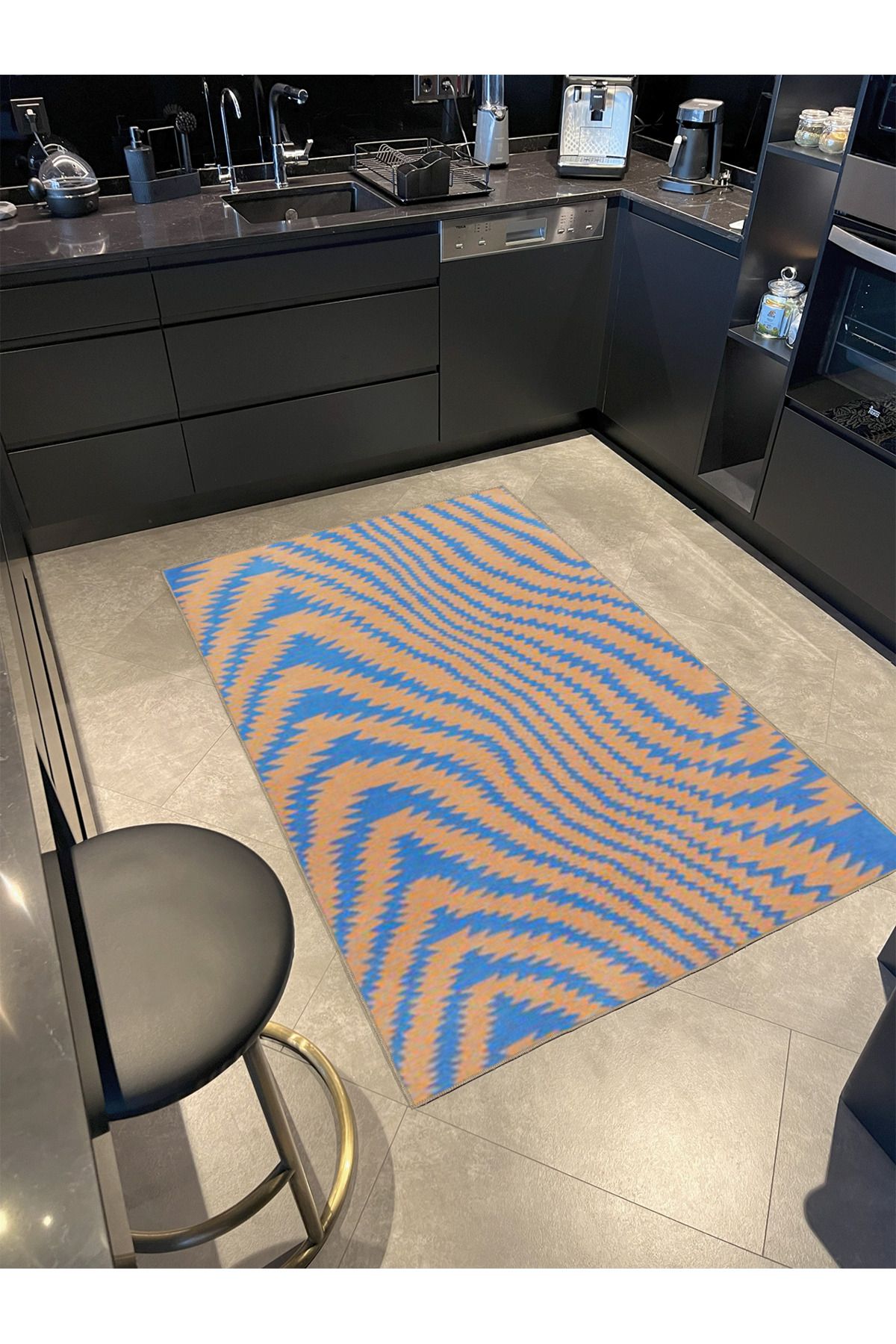 Kahverengi Mavi Çizgili Dalgalı Desenli Modern Dekoratif Halı miravip477