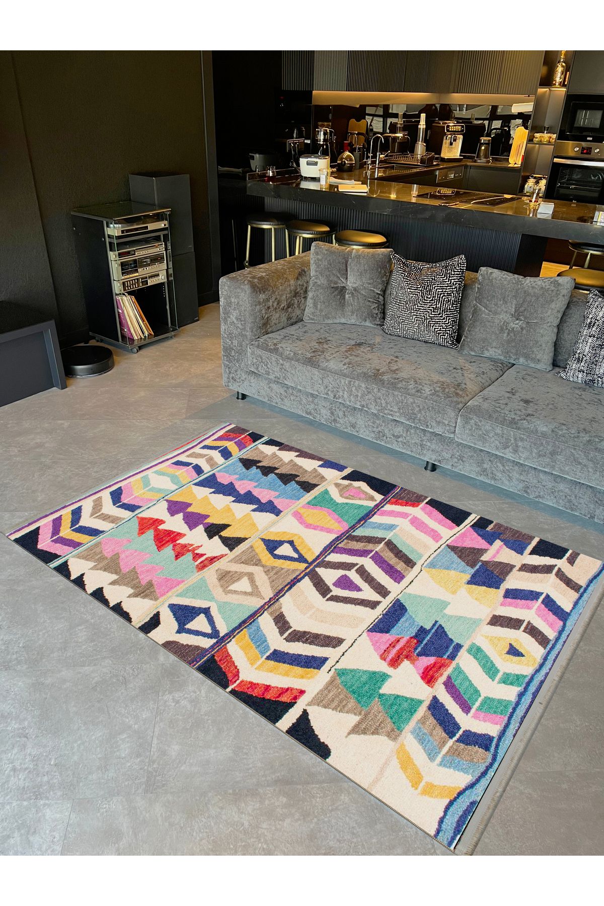 Güney Koleksiyonu Çok Renkli Karma Geometrik Şekiller Desenli Modern Dekoratif Halı 13