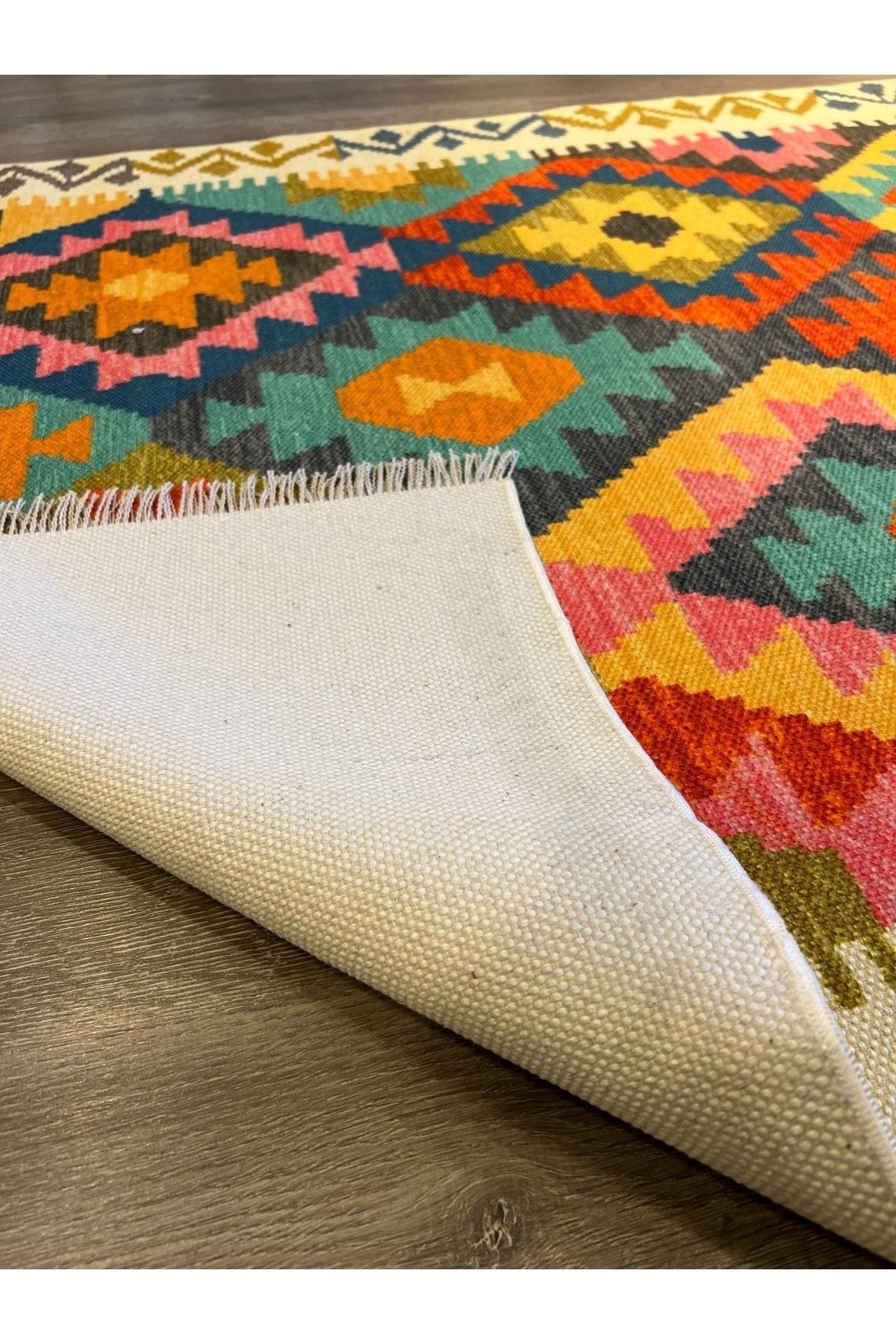 Cotton 562 Etnik Eskitme Desenli Pastel Tonlarda Dokuma Taban Kilim