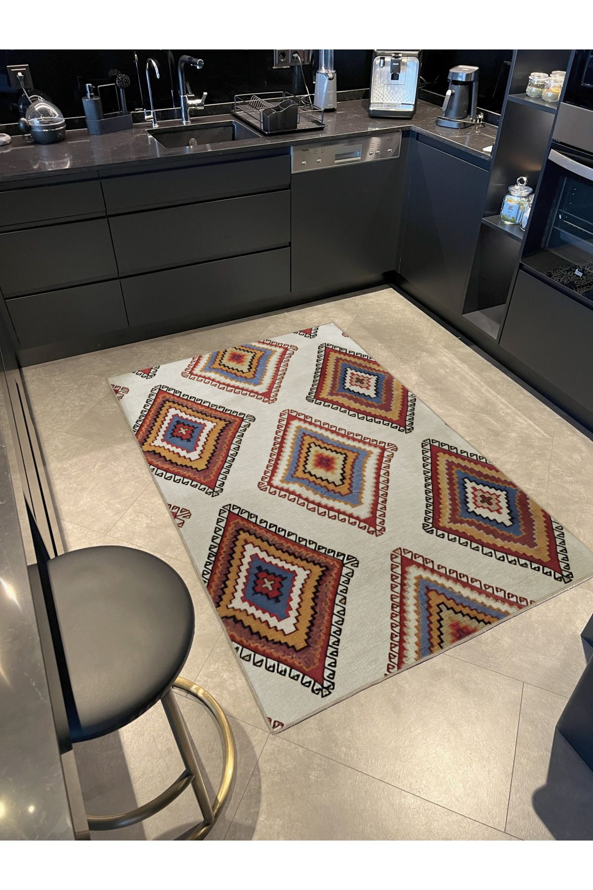 Bej Temalı Çok Renkli Etnik Geometrik Dörtgen Motif Desenli Modern Dekoratif Halı 2343