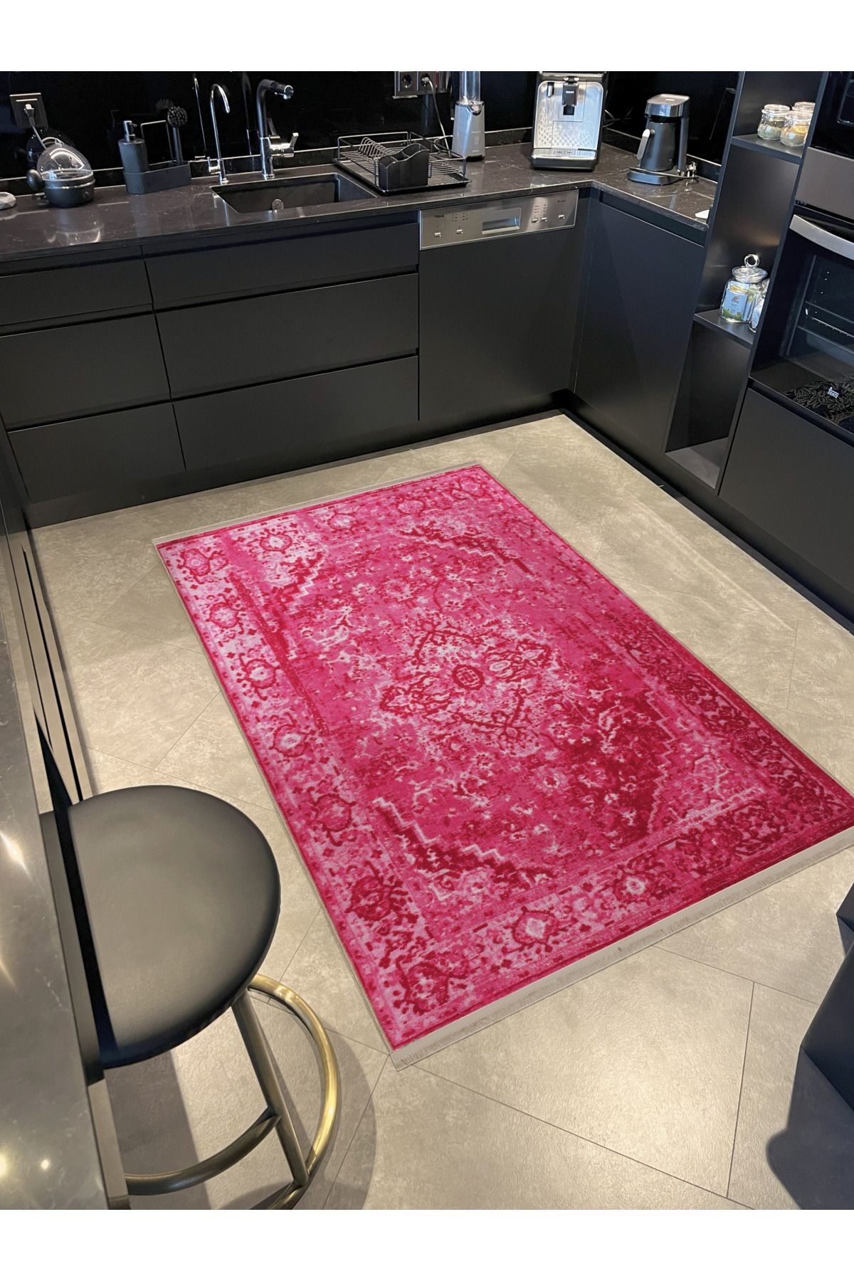 Pembe Temalı Geleneksel Motif Desenli Kreatif Vintage Dekoratif Halı 2658