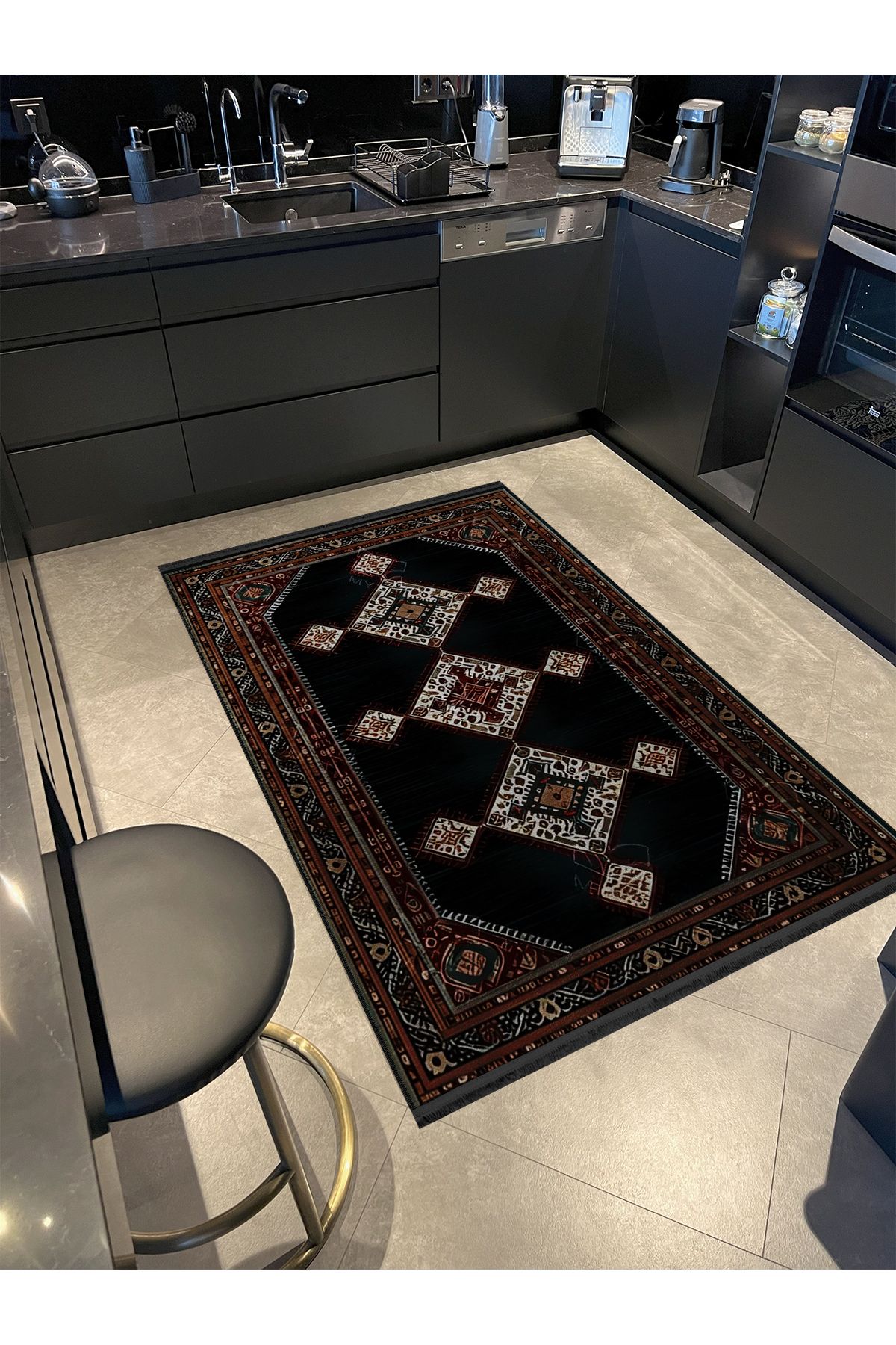 Siyah Antik Tasarım Serisi Bordo Detaylı Desenli Vintage Dekoratif Halı antik34