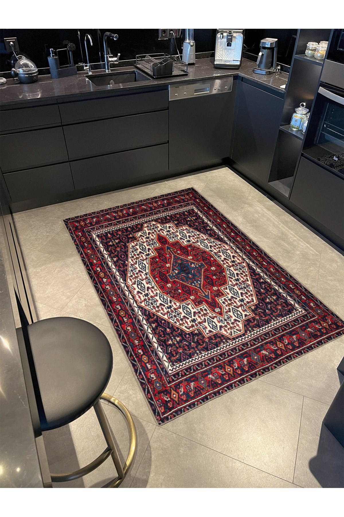 Beyaz Kapalı Kırmızı Çiçekli Geometrik Geleneksel Desenli Kreatif Dokuma Taban Halı miravip132