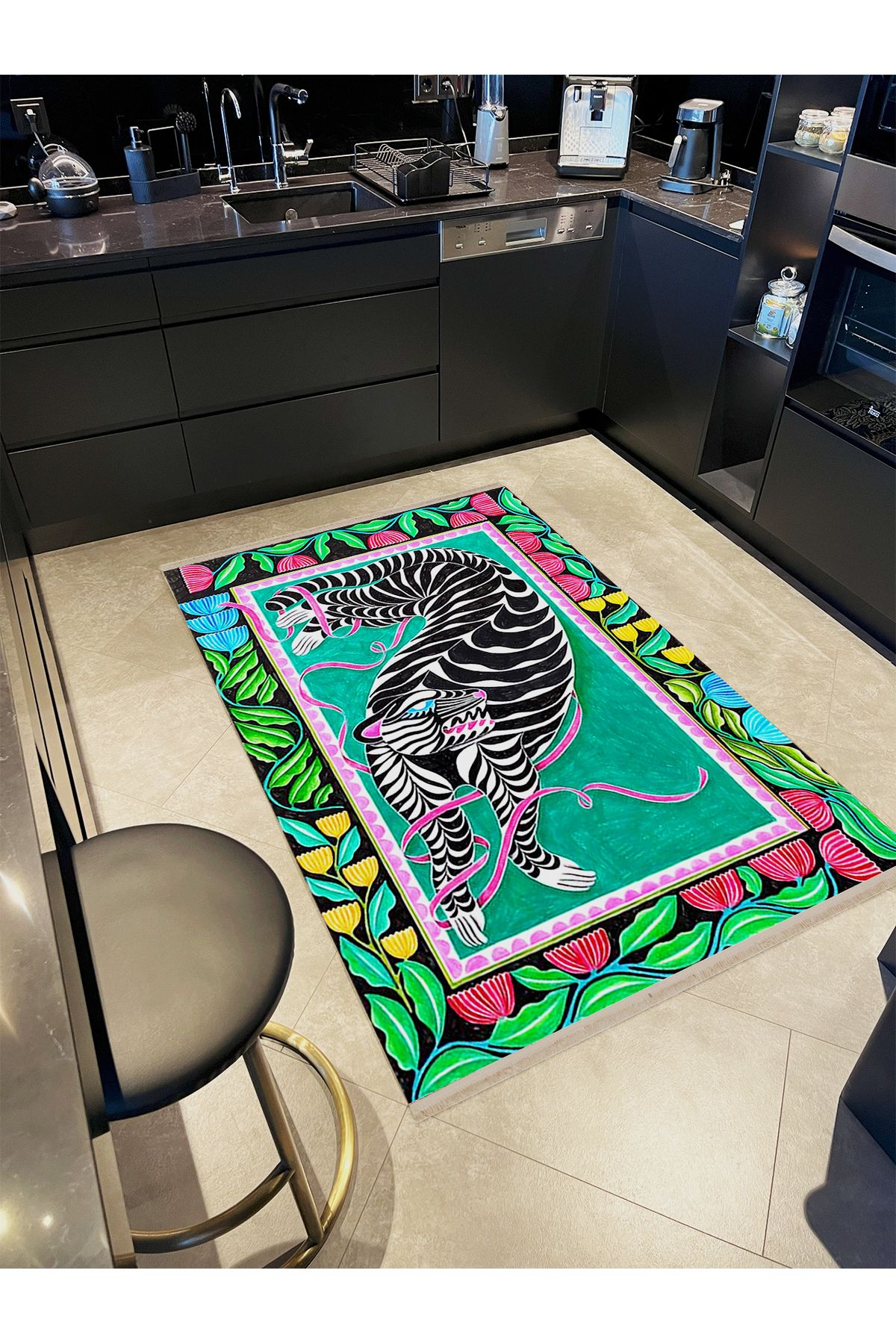 Özge Koleksiyonu Yeşil Pembe Temalı Vahşi Hayvan Desenli Dokuma Taban Dekoratif Halı özge50