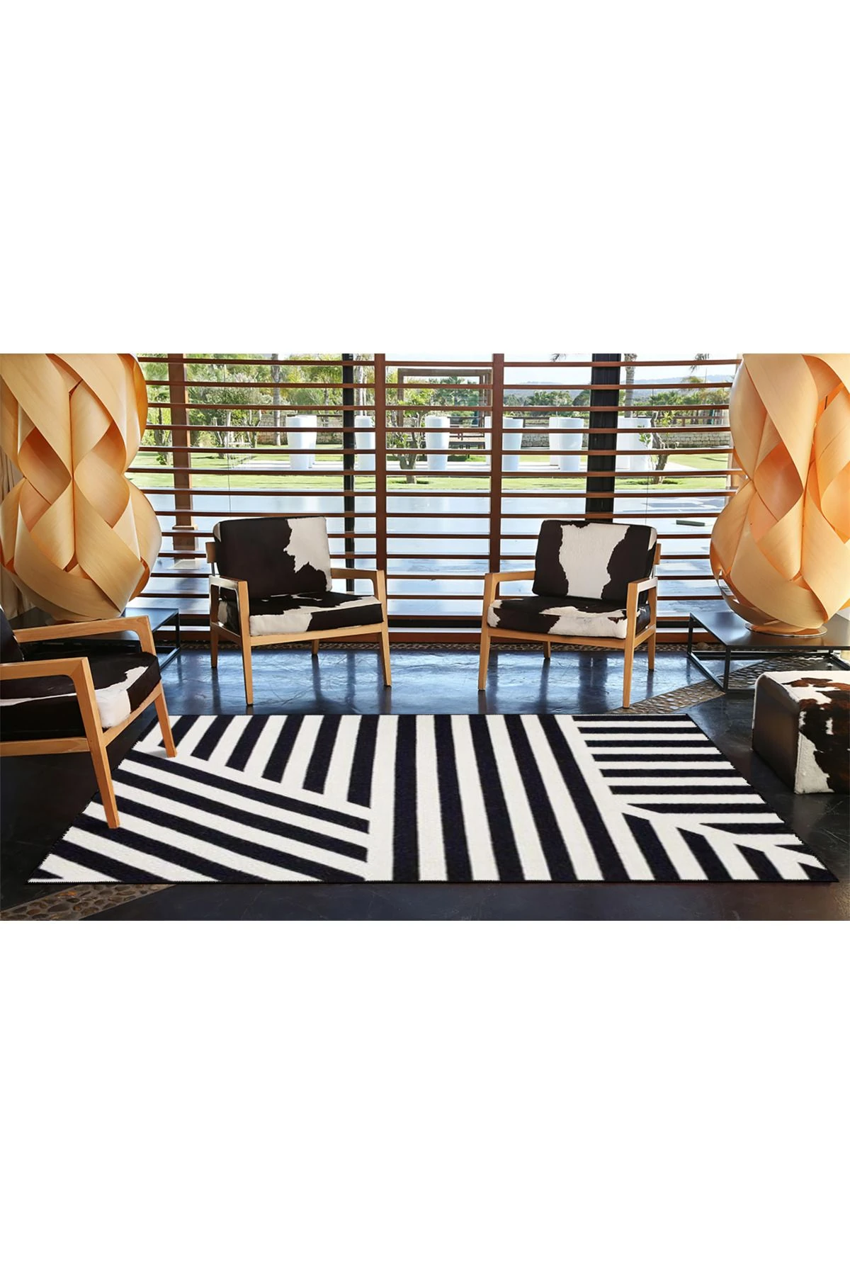 Modern Geometrik Desenli Siyah Renkli Dekoratif Halı miravip592