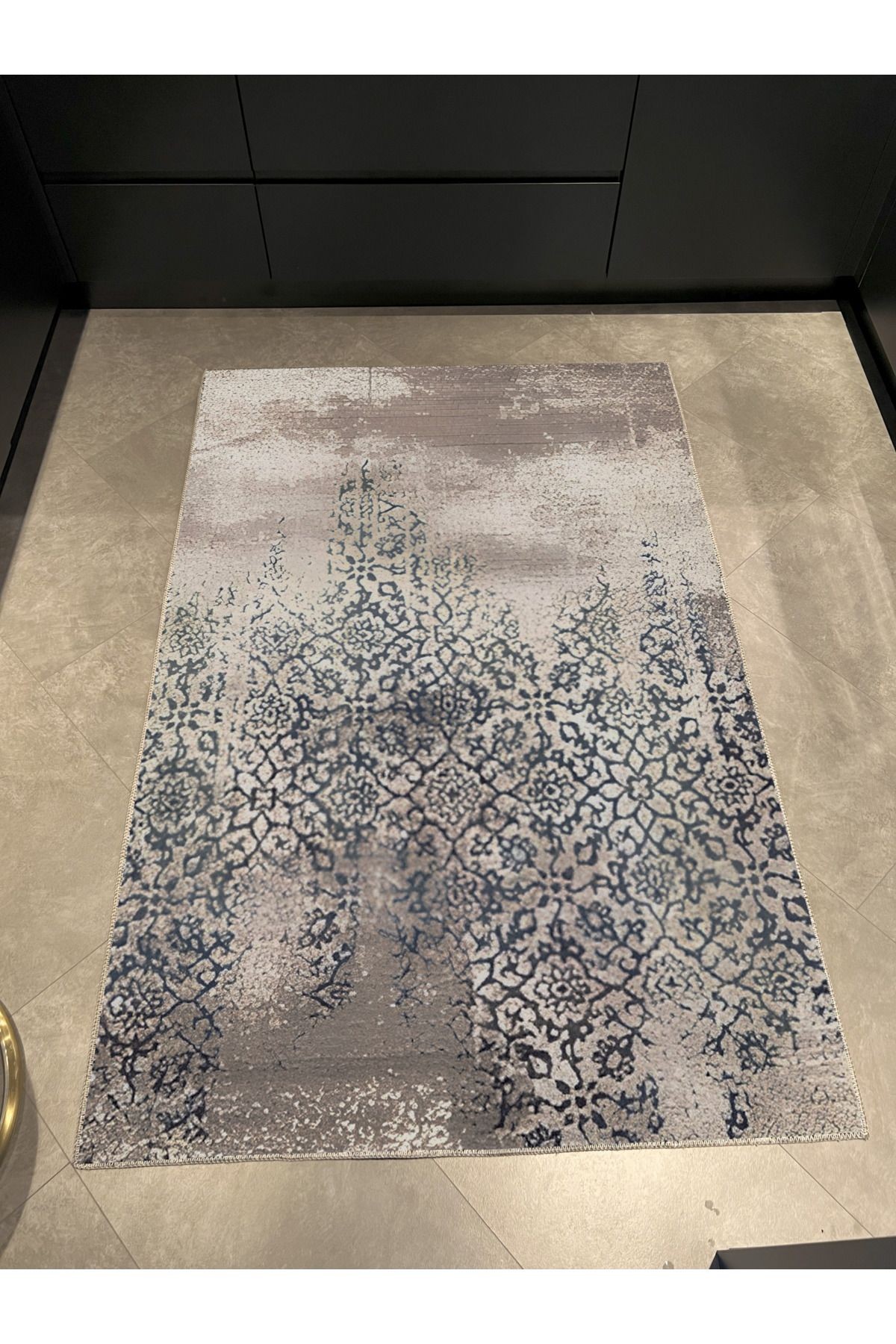 Bej Temalı Yeşil Çiçek Motifli Modern Dekoratif Halı 1673