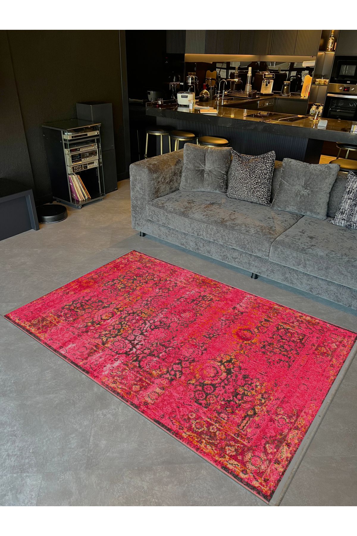 Güney Koleksiyonu Pembe Temalı Soyut Geleneksel Motif Ve Çiçek Desenli Vintage Dekoratif Halı 19