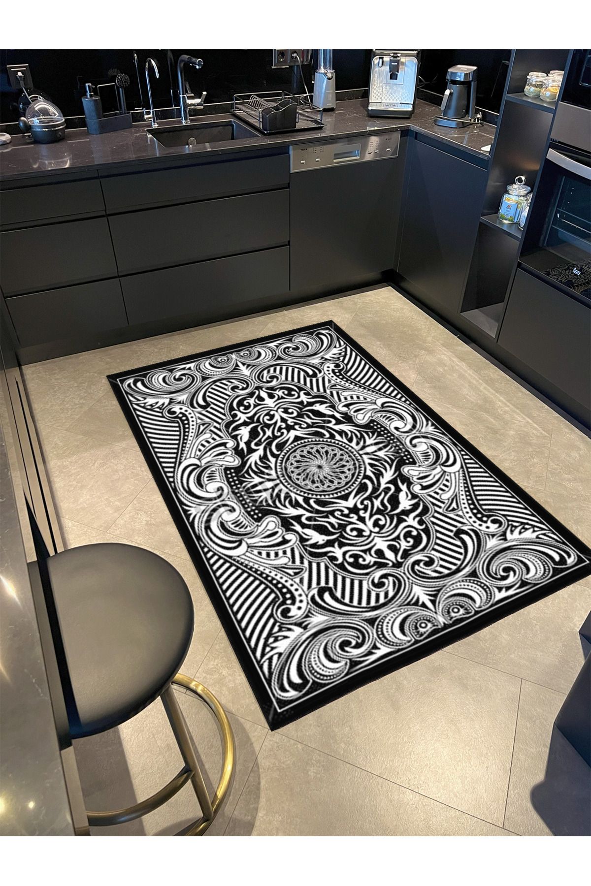 Siyah Beyaz Temalı Geometrik Desenli Dokuma Taban Halı ve Yıkanabilir Halı aloha122