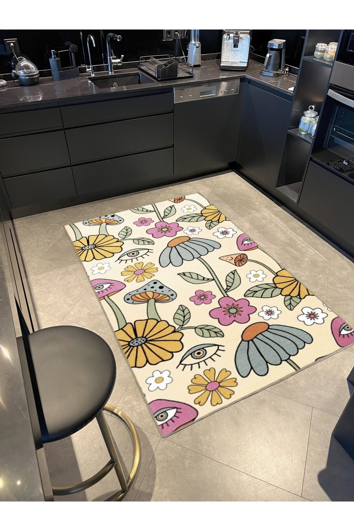 Bej Temalı Çok Renkli Etnik Göz ve Çiçek Desenli Kreatif Modern Dekoratif Halı 2347