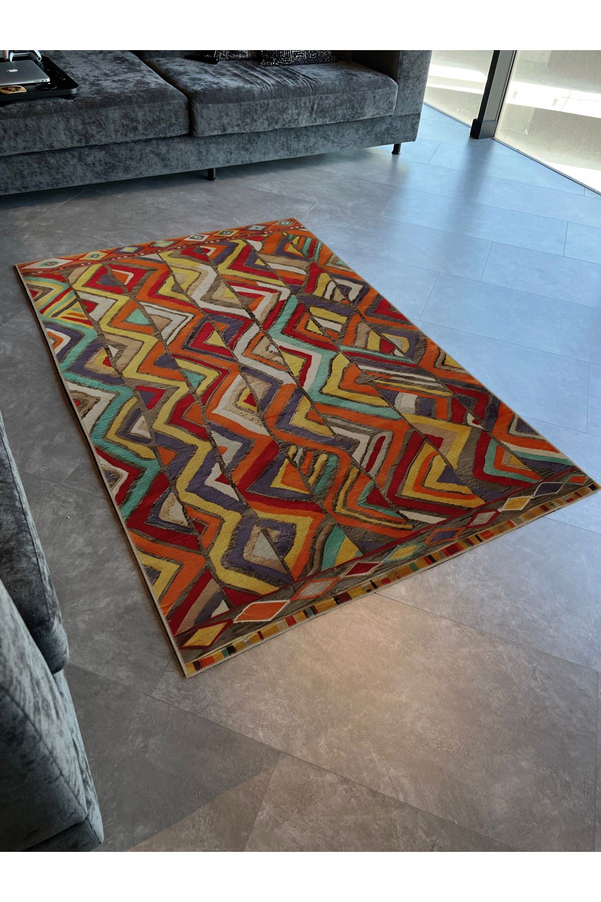 Çok Renkli Şerit Bölme Zik Zak Desenli Kreatif Modern Dekoratif Halı 2330