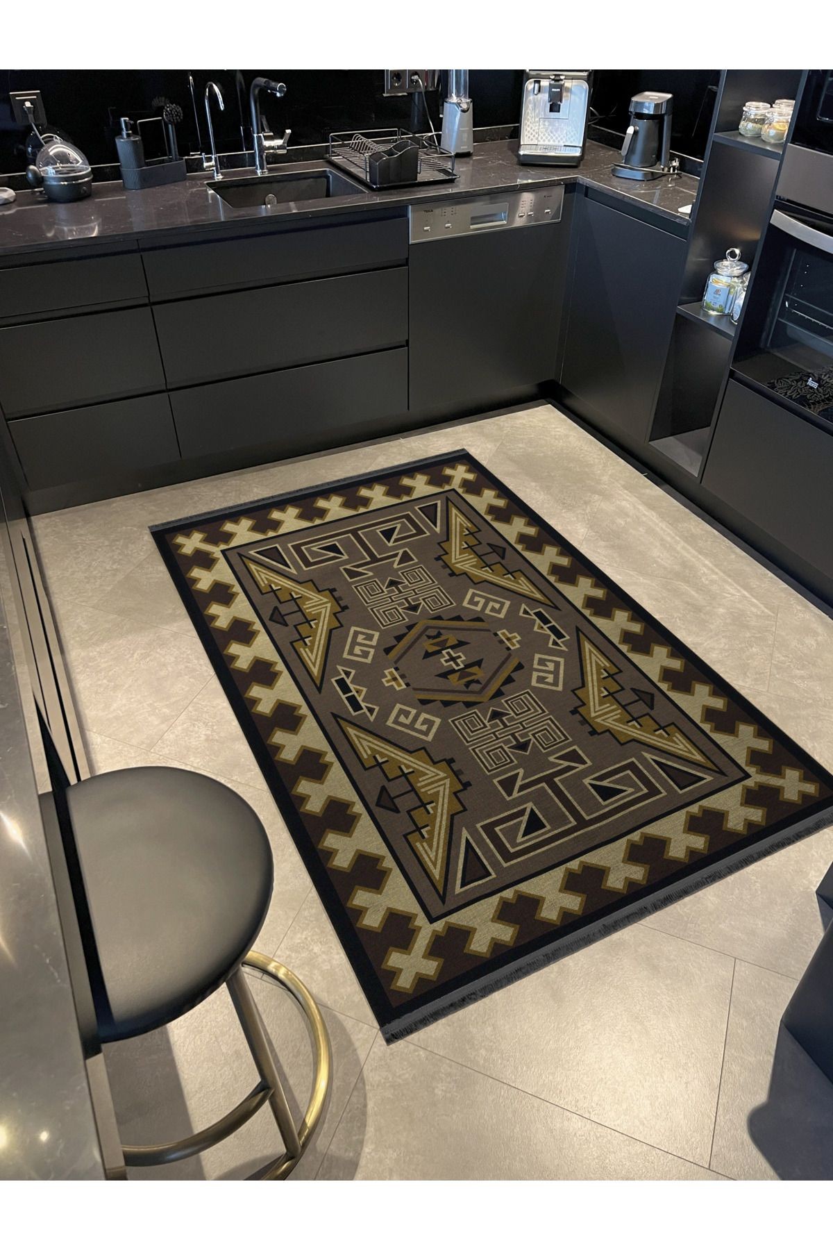 Gri Kahve Temalı Geleneksel Motif Etnik Desenli Saçaklı Vintage Dekoratif Halı 3086