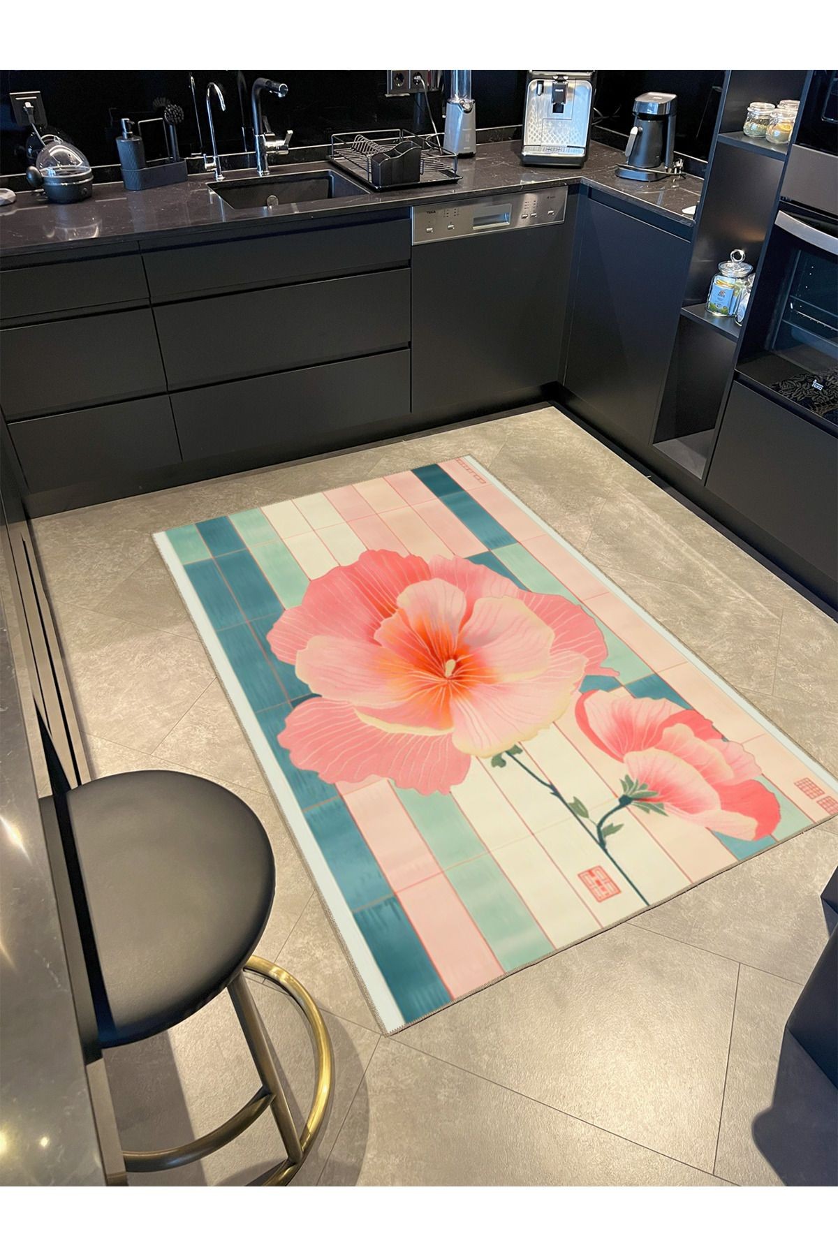 Paris Koleksiyonu Pembe Mavi Tonlar Çizgi Şerit Detay ve Gül Desenli Modern Dekoratif Halı 150