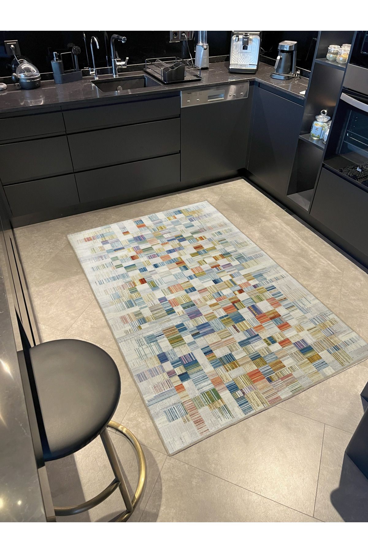 Çok Renkli Soyut Geometrik Kare Şekil Desenli Kreatif Modern Dekoratif Halı 2128