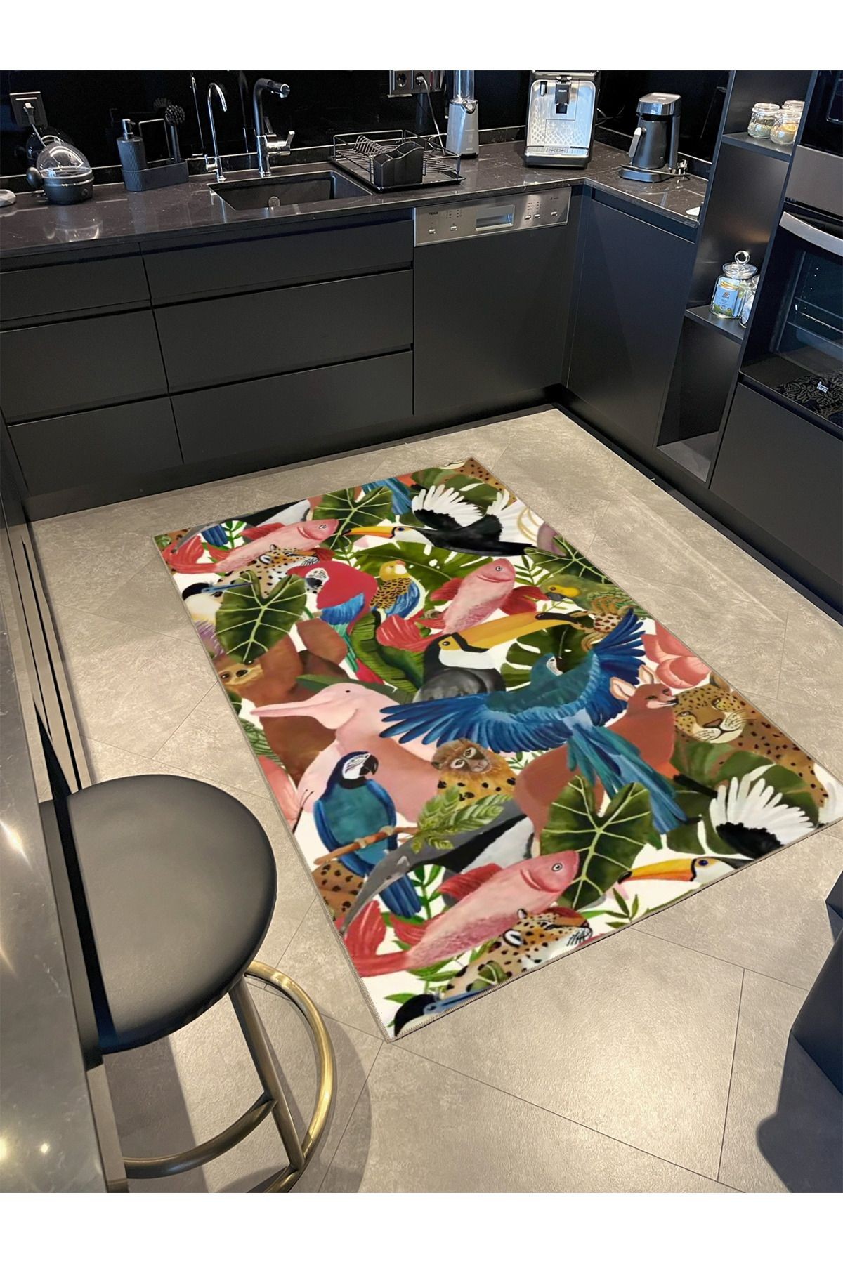 Çok Renkli Karma Kuş Balık ve Çiçek Desenli Modern Dekoratif Halı 3566