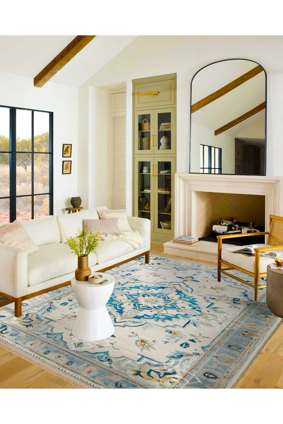 Krem Tonlarda Geleneksel Temalı Dokuma Taban ve Yıkanabilir Halı MYTH3