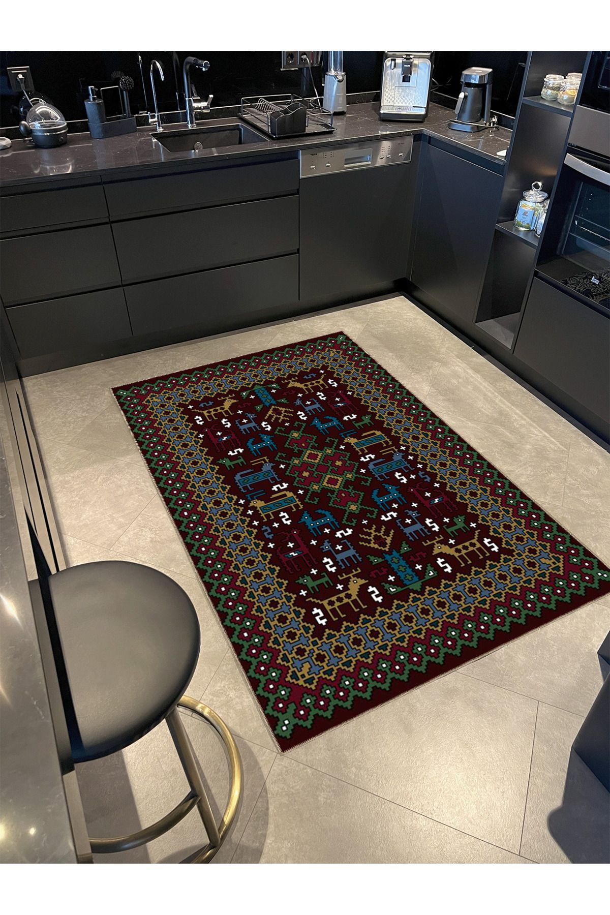 Kahverengi Temalı Motifli Etnik Figür Desenli Vintage Dekoratif Halı 4644